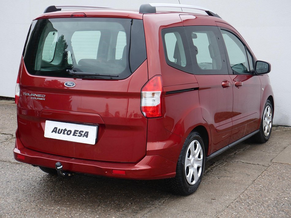 Ford Tourneo Courier 1.5TDCi 