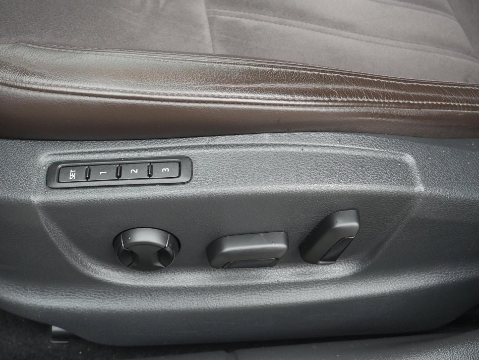 Škoda Octavia III 2.0TDi  4x4