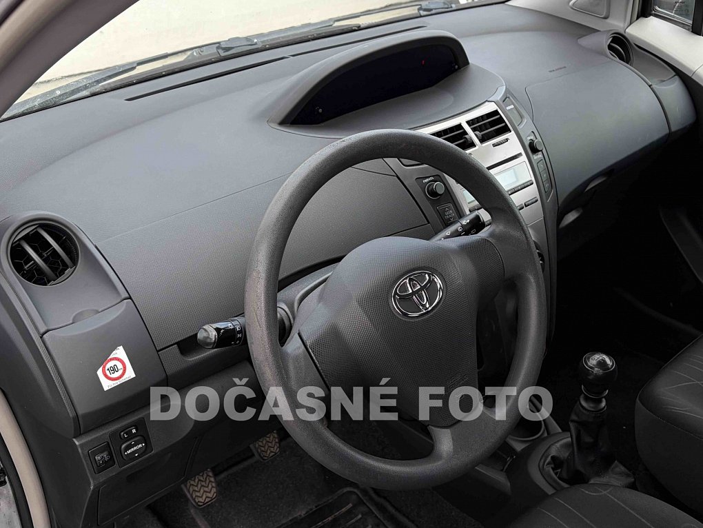 Toyota Yaris 1.4i 