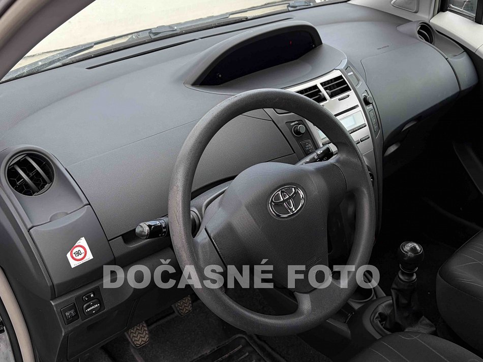 Toyota Yaris 1.4i 