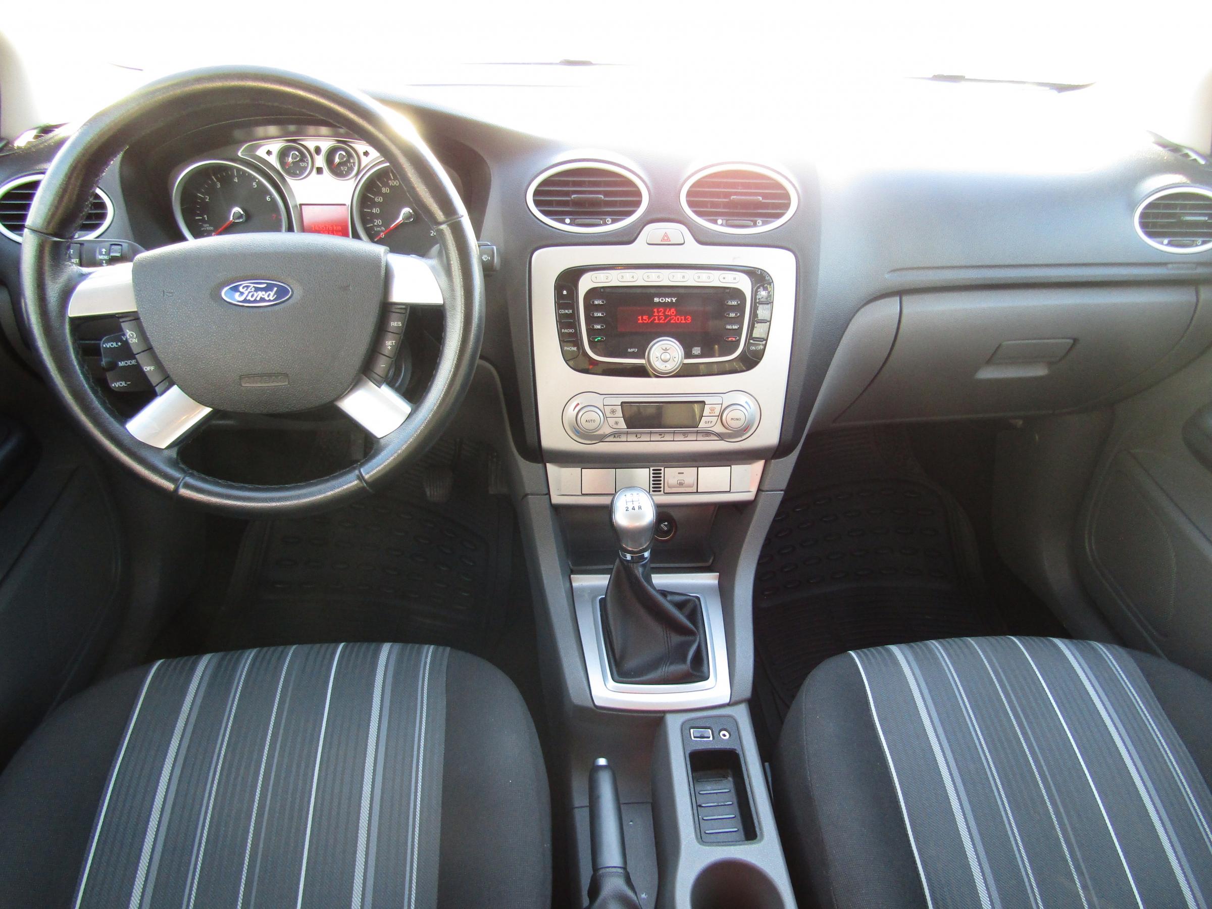 Ford Focus, 2010 - pohled č. 11