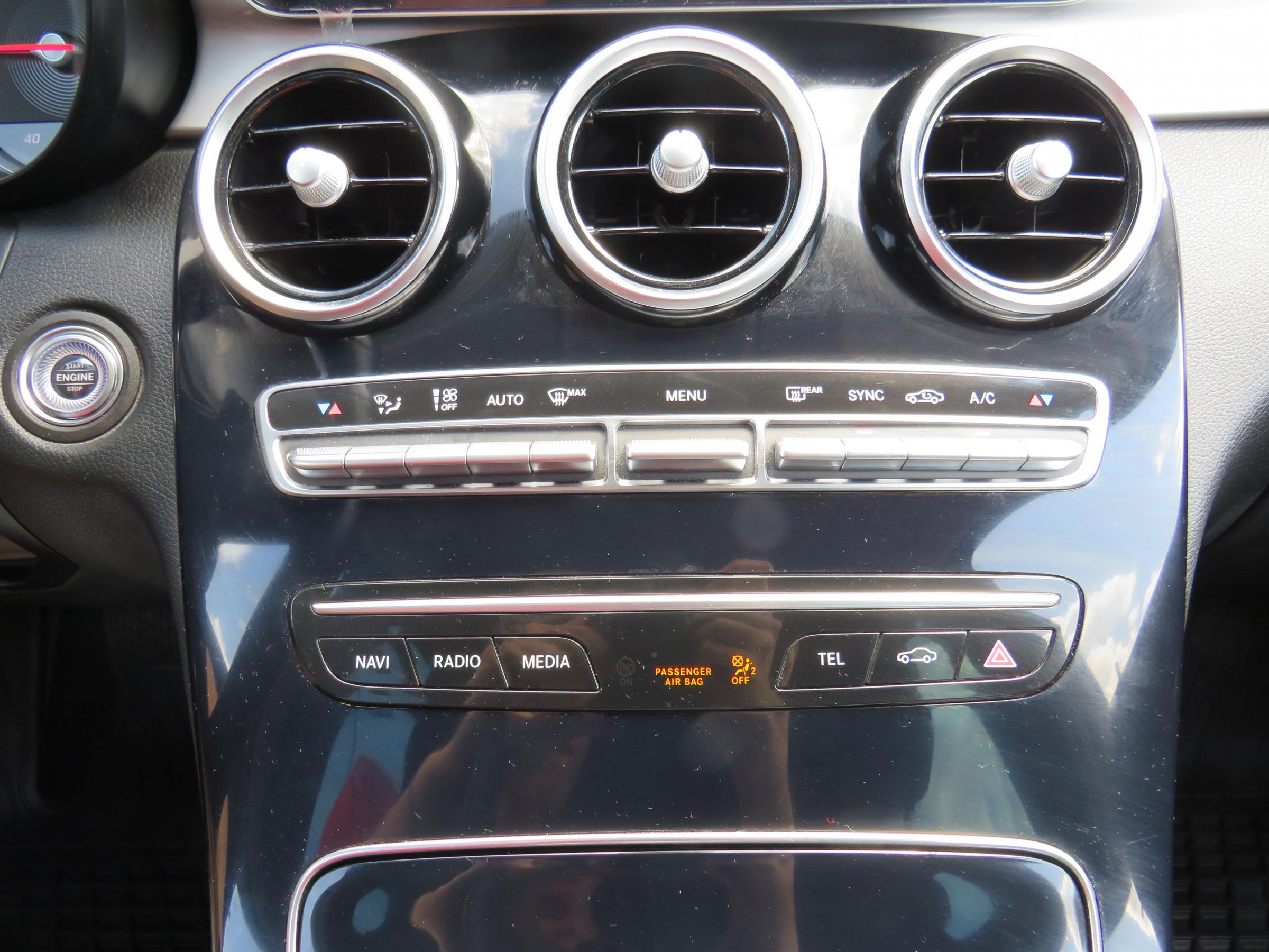 Mercedes-Benz Třída C, 2020 - pohled č. 20