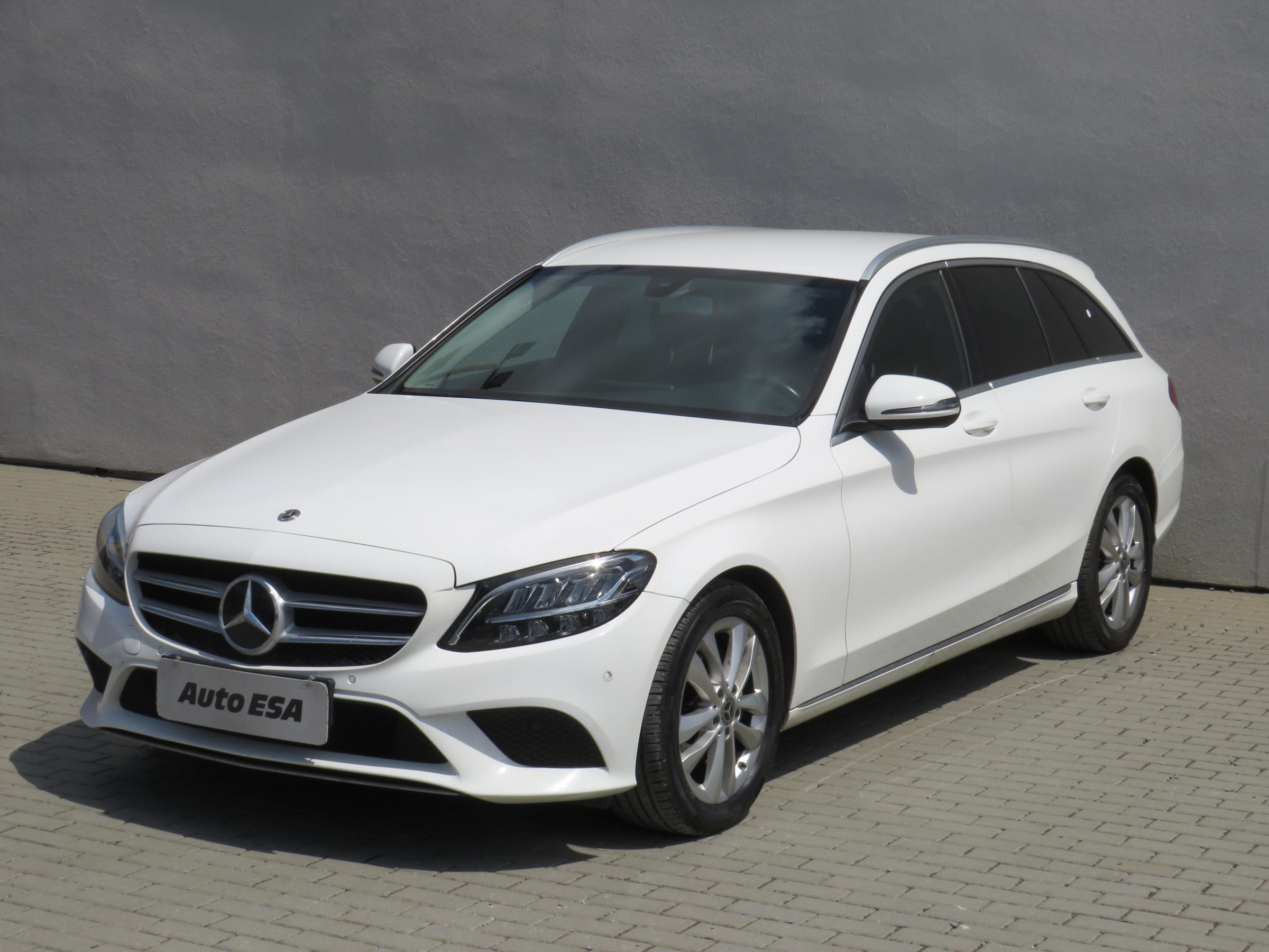 Mercedes-Benz Třída C, 2020 - pohled č. 3