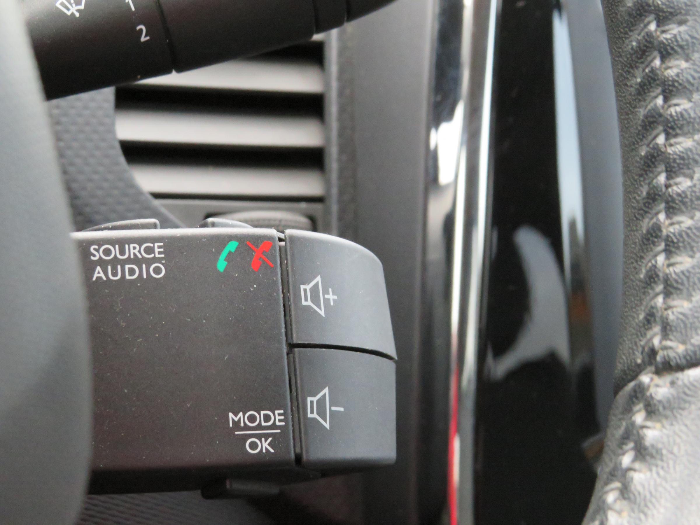 Renault Captur, 2013 - pohled č. 14