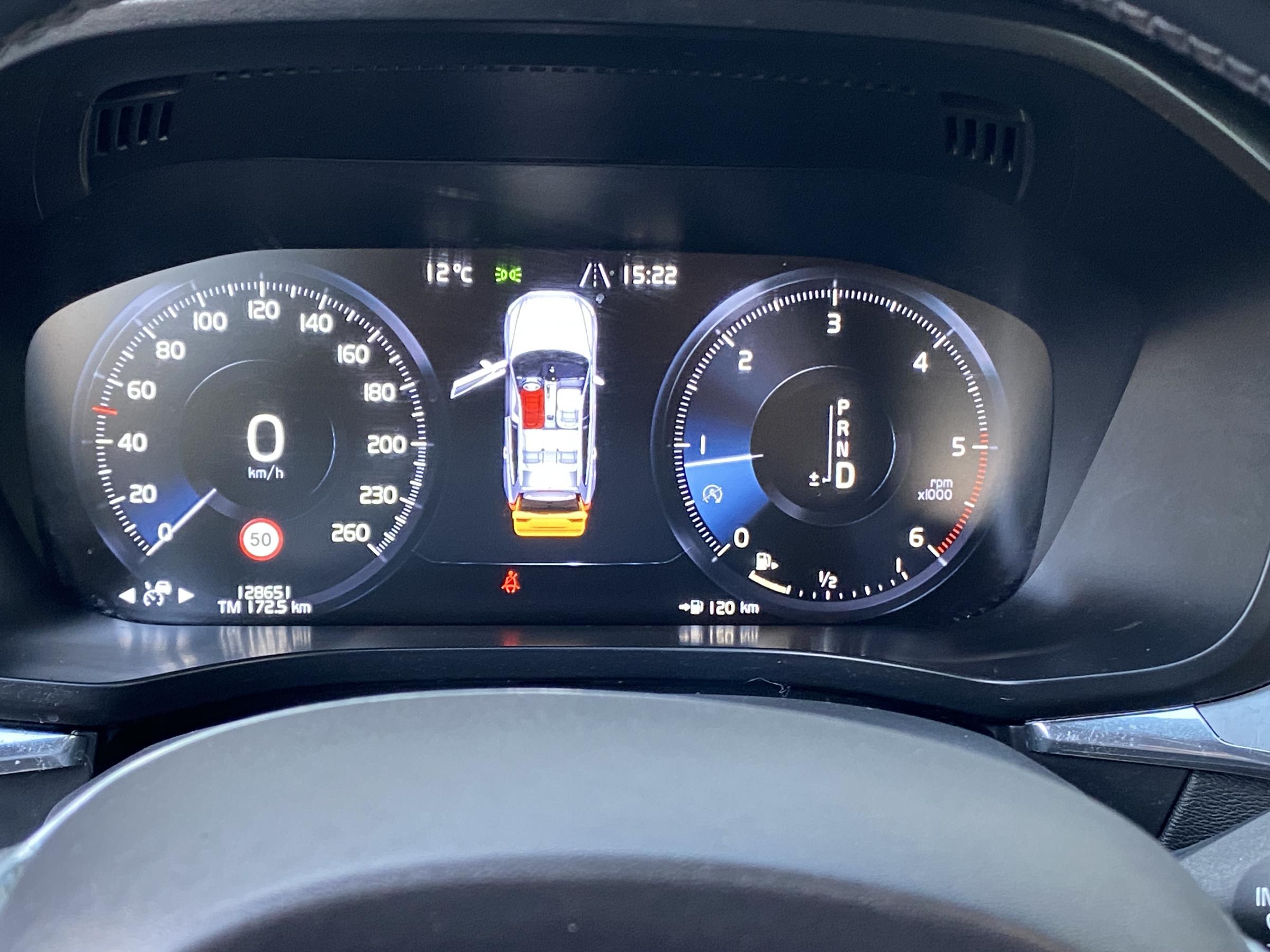 Volvo XC60, 2019 - pohled č. 15