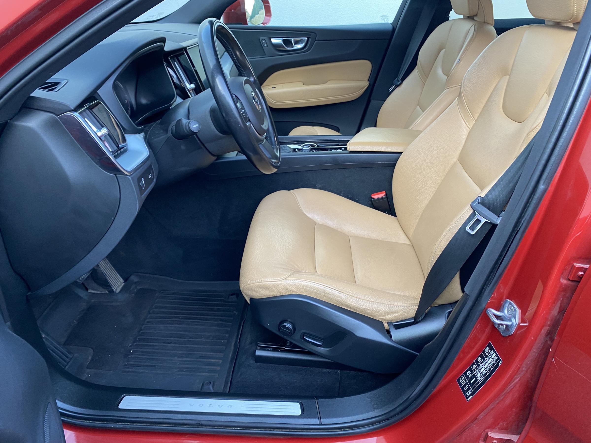 Volvo XC60, 2019 - pohled č. 9