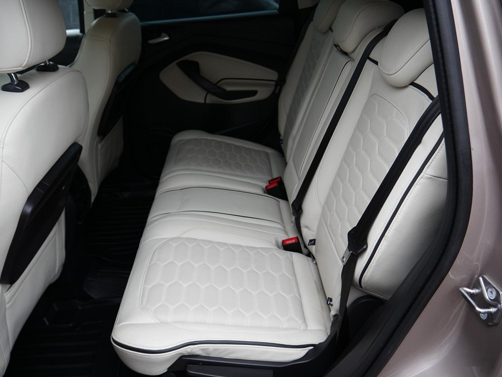 Ford Kuga 2.0 TDCi Vignale AWD