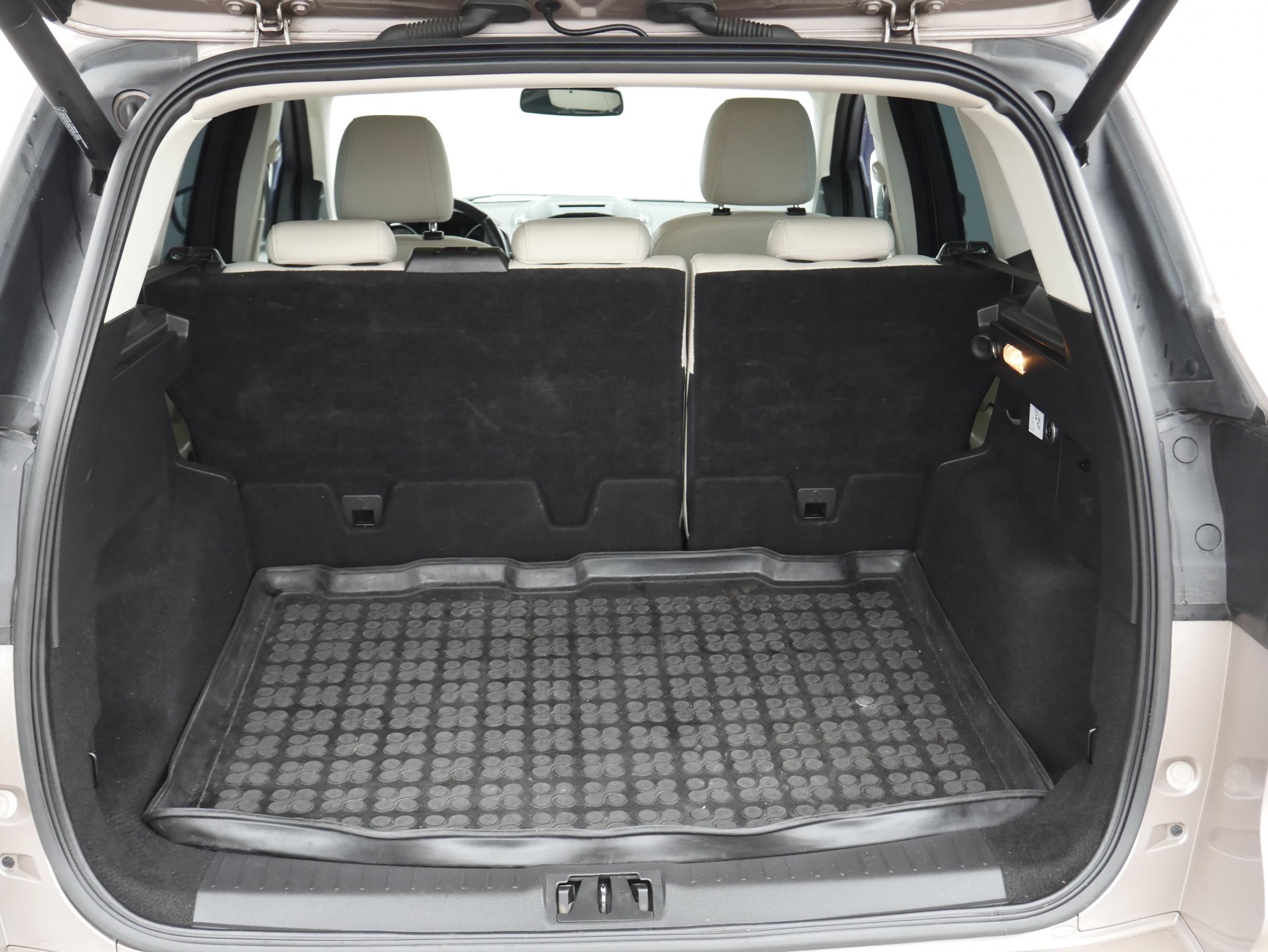 Ford Kuga, 2017 - pohled č. 7