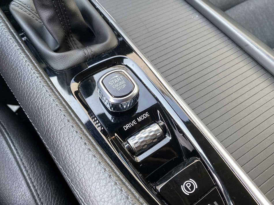 Volvo V90 2.0d3 