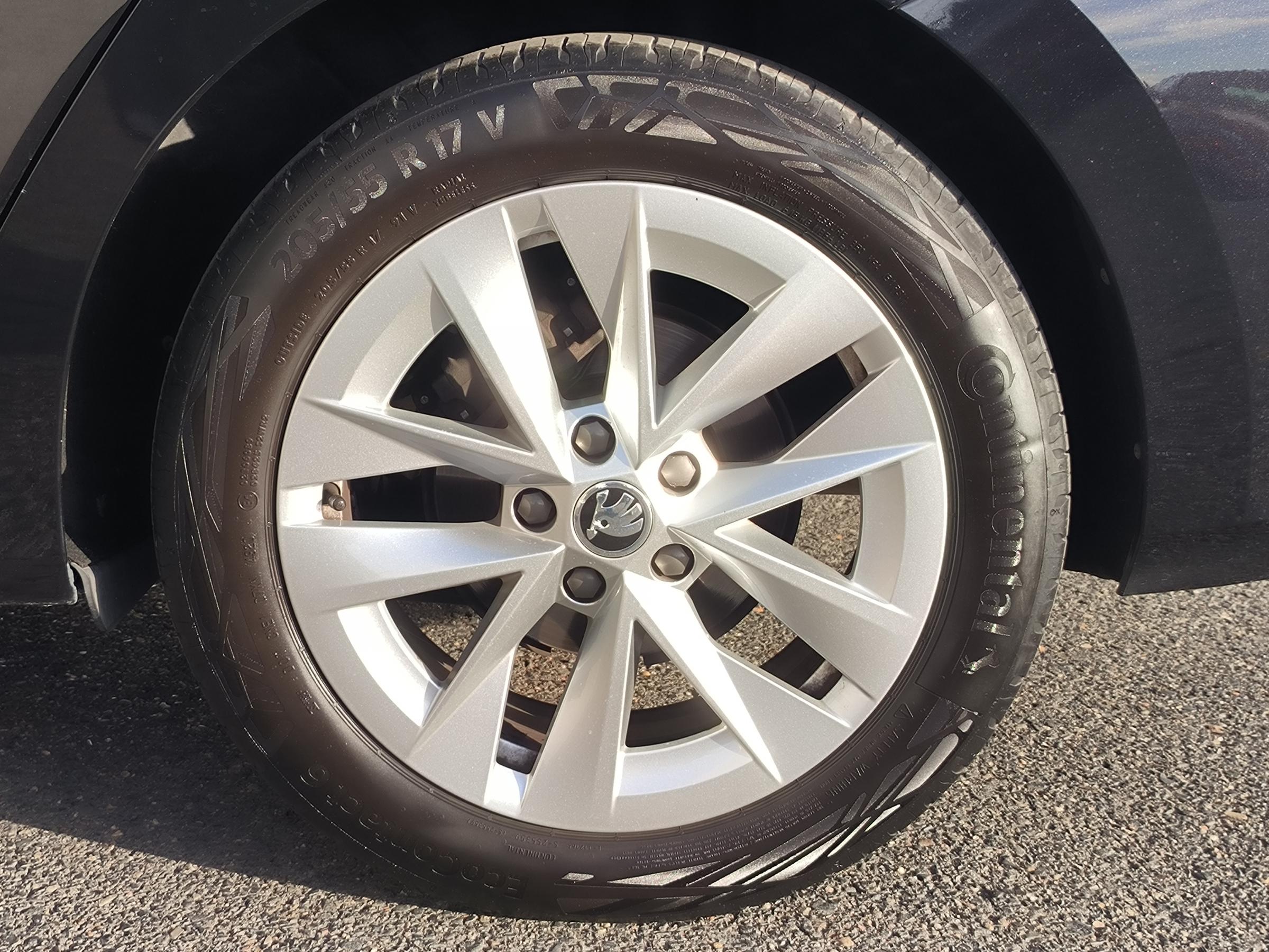 Škoda Octavia IV, 2021 - pohled č. 27