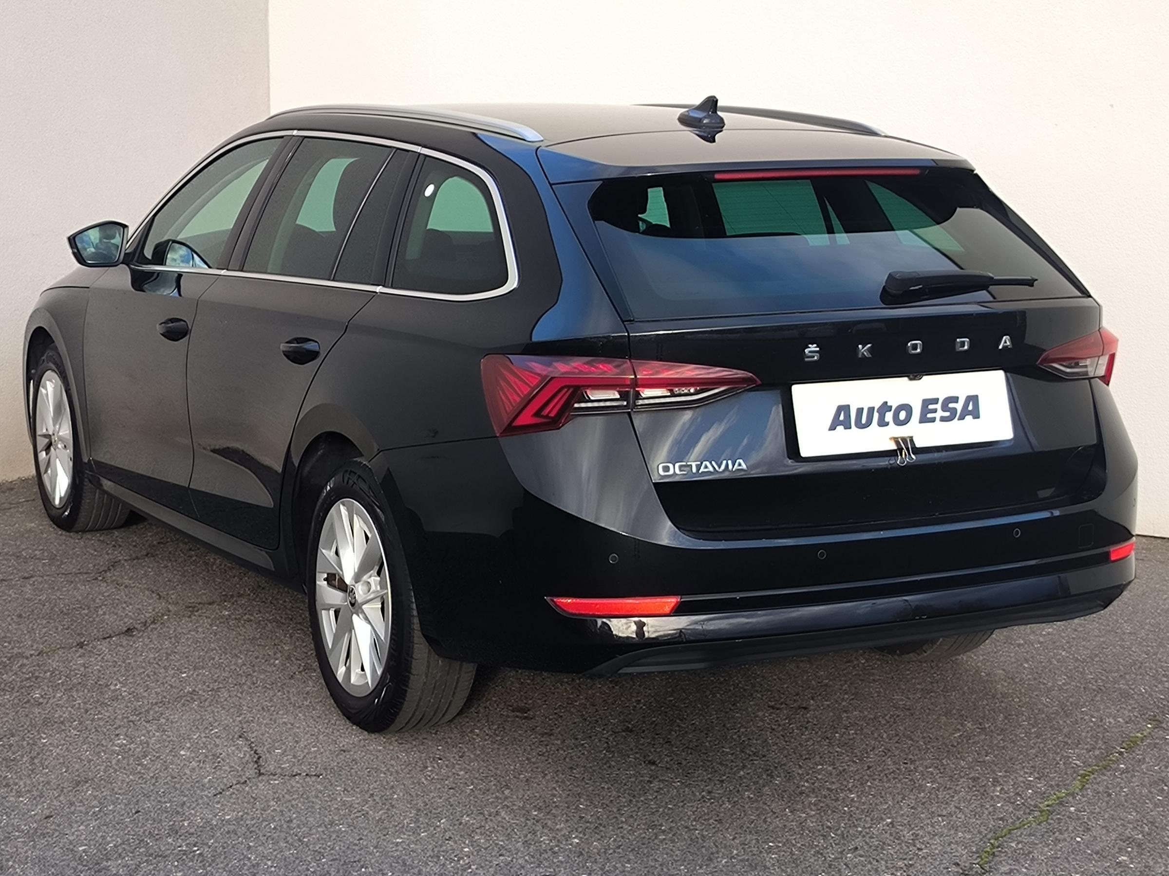 Škoda Octavia IV, 2021 - pohled č. 6