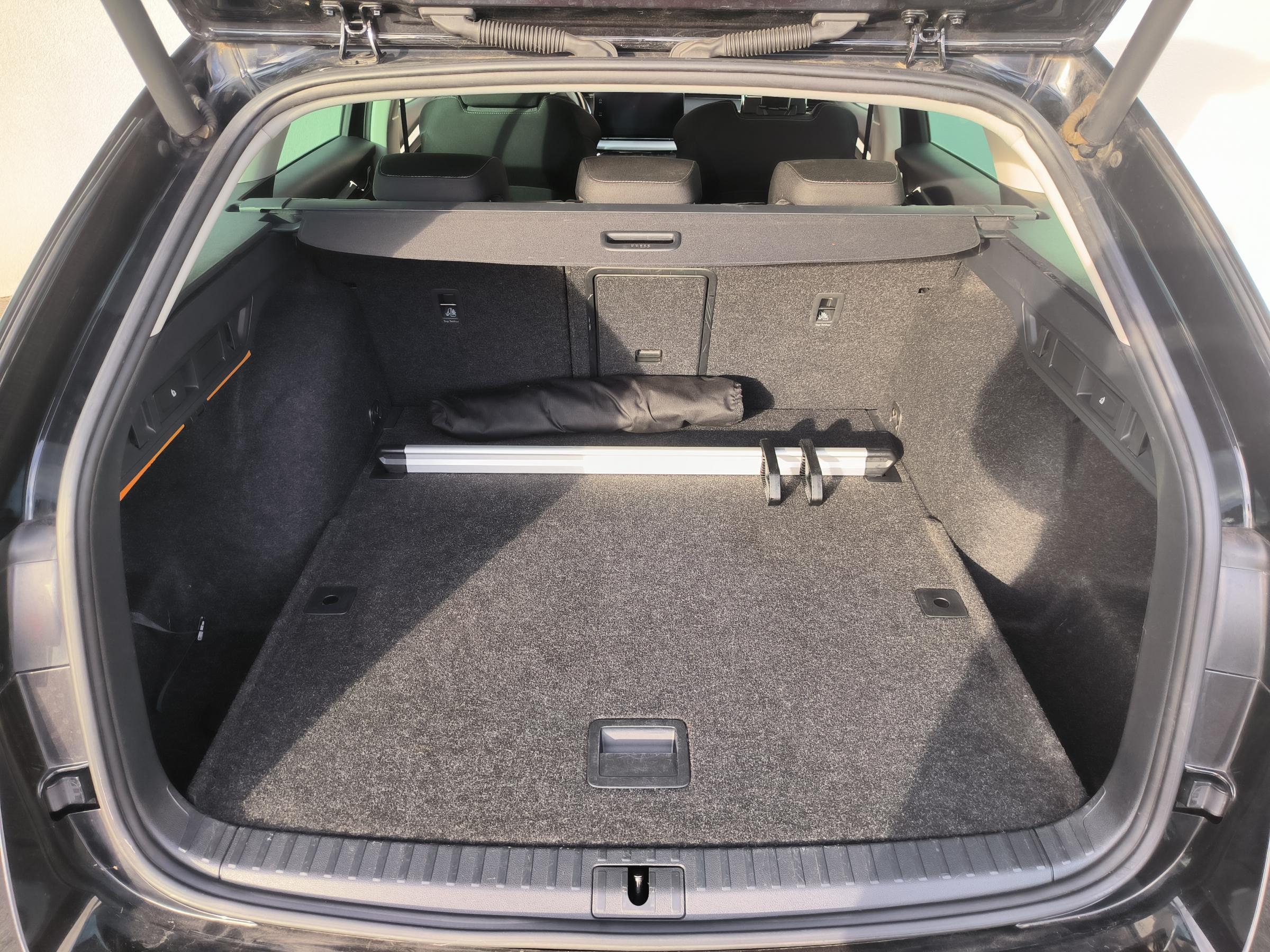 Škoda Octavia IV, 2021 - pohled č. 7