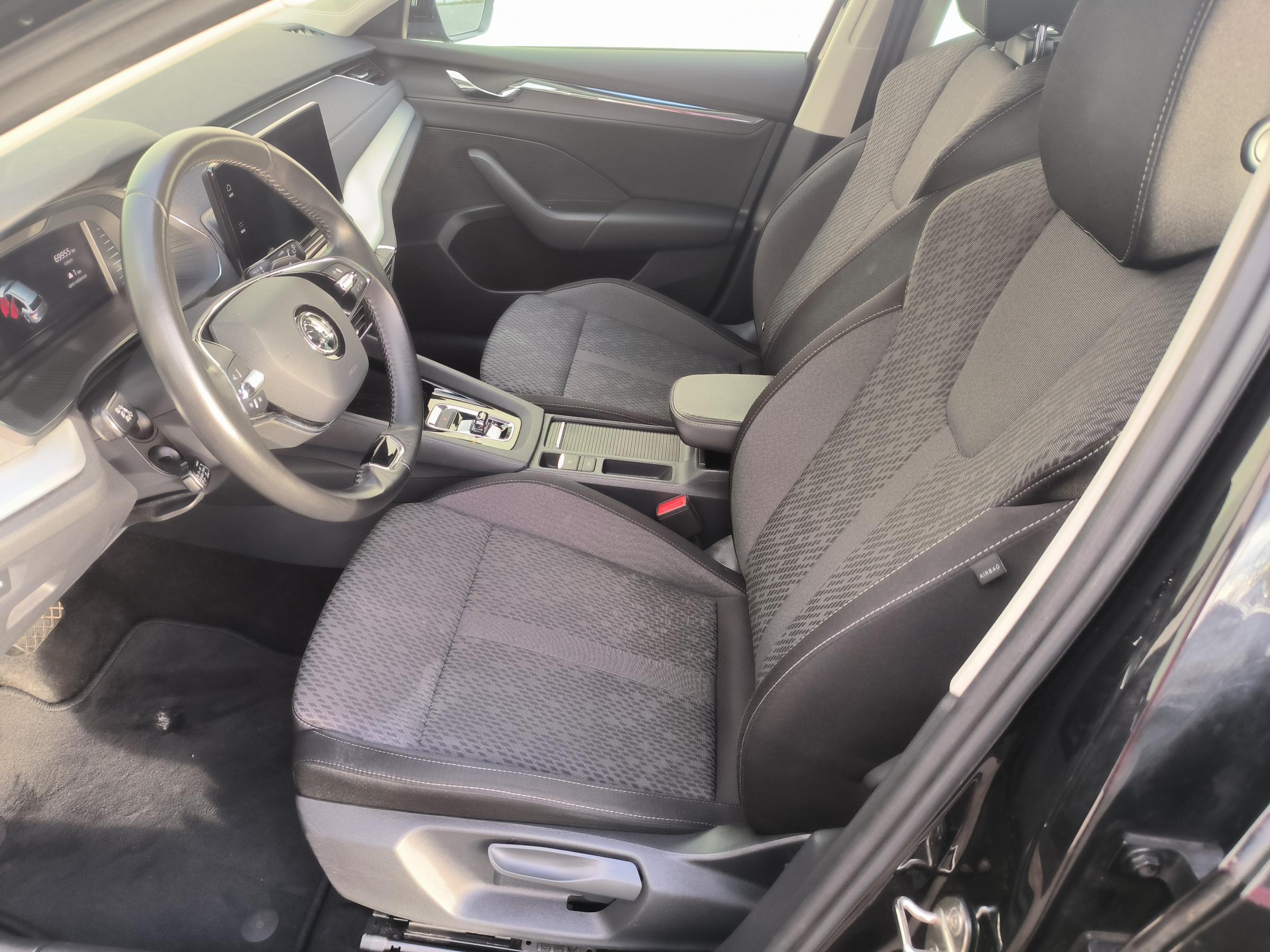 Škoda Octavia IV, 2021 - pohled č. 9