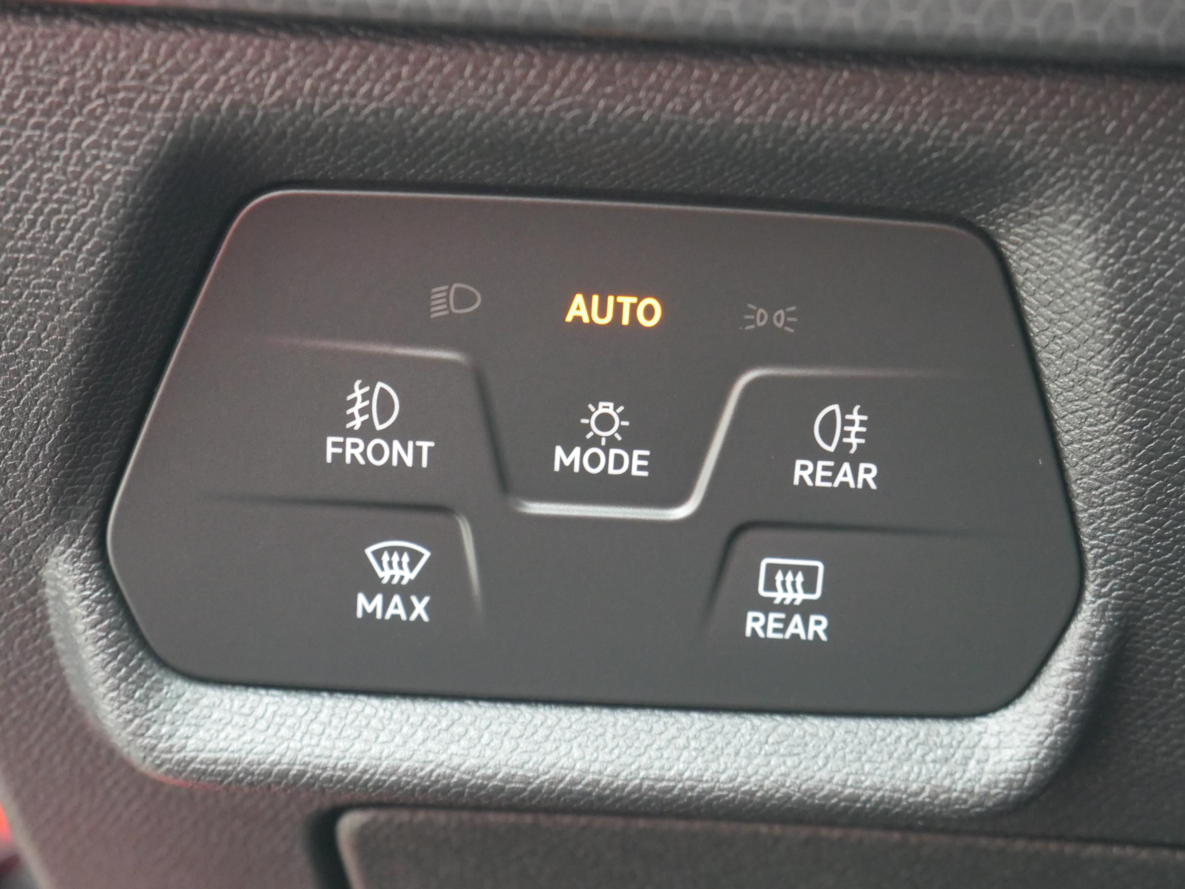 Seat Leon, 2020 - pohled č. 18