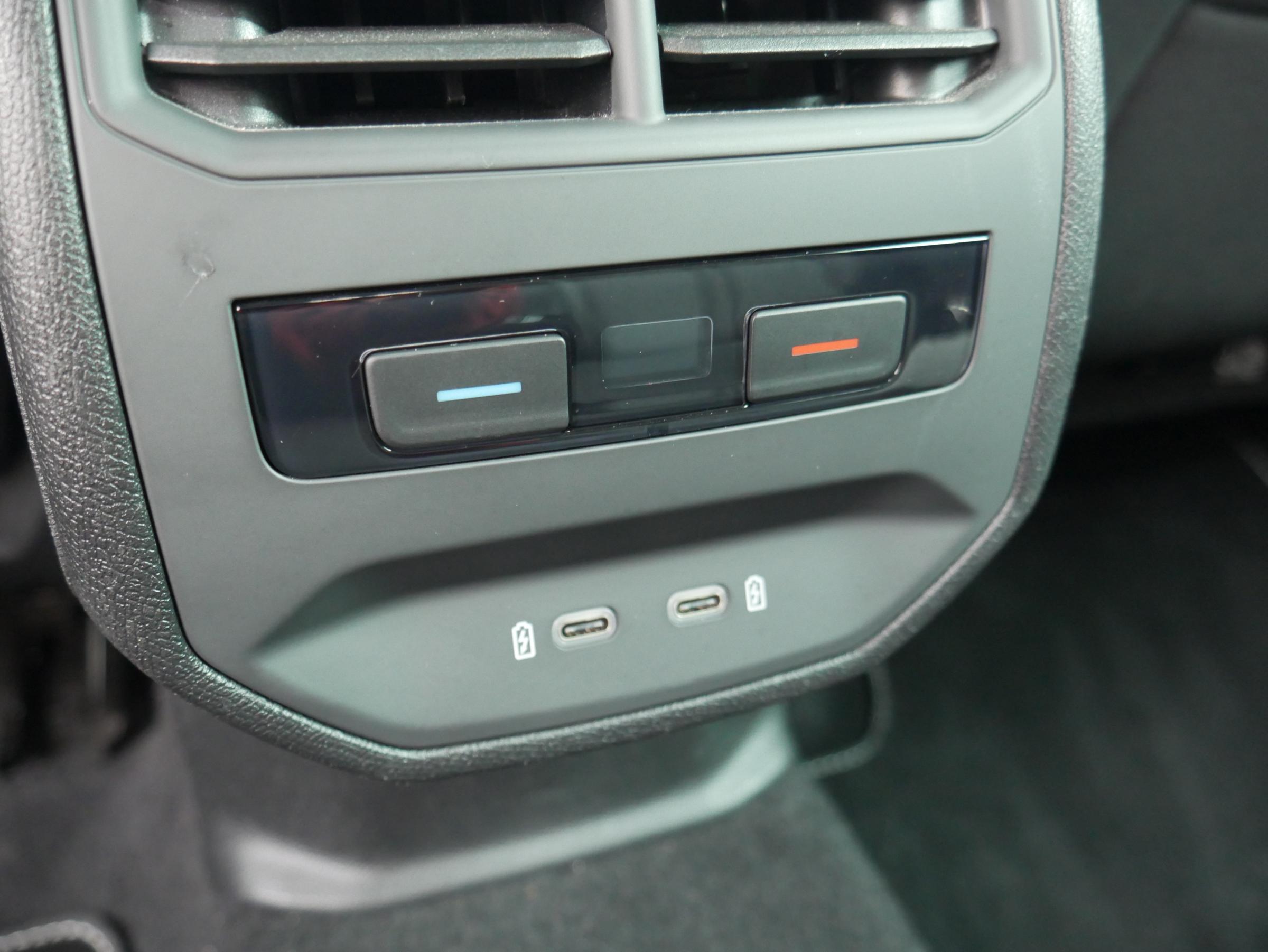 Seat Leon, 2020 - pohled č. 23