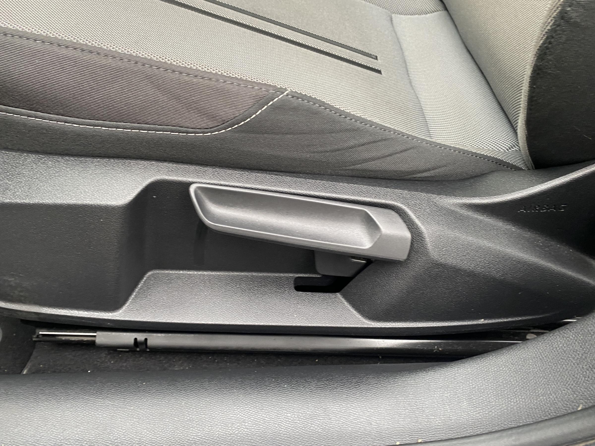 Seat Leon, 2021 - pohled č. 14