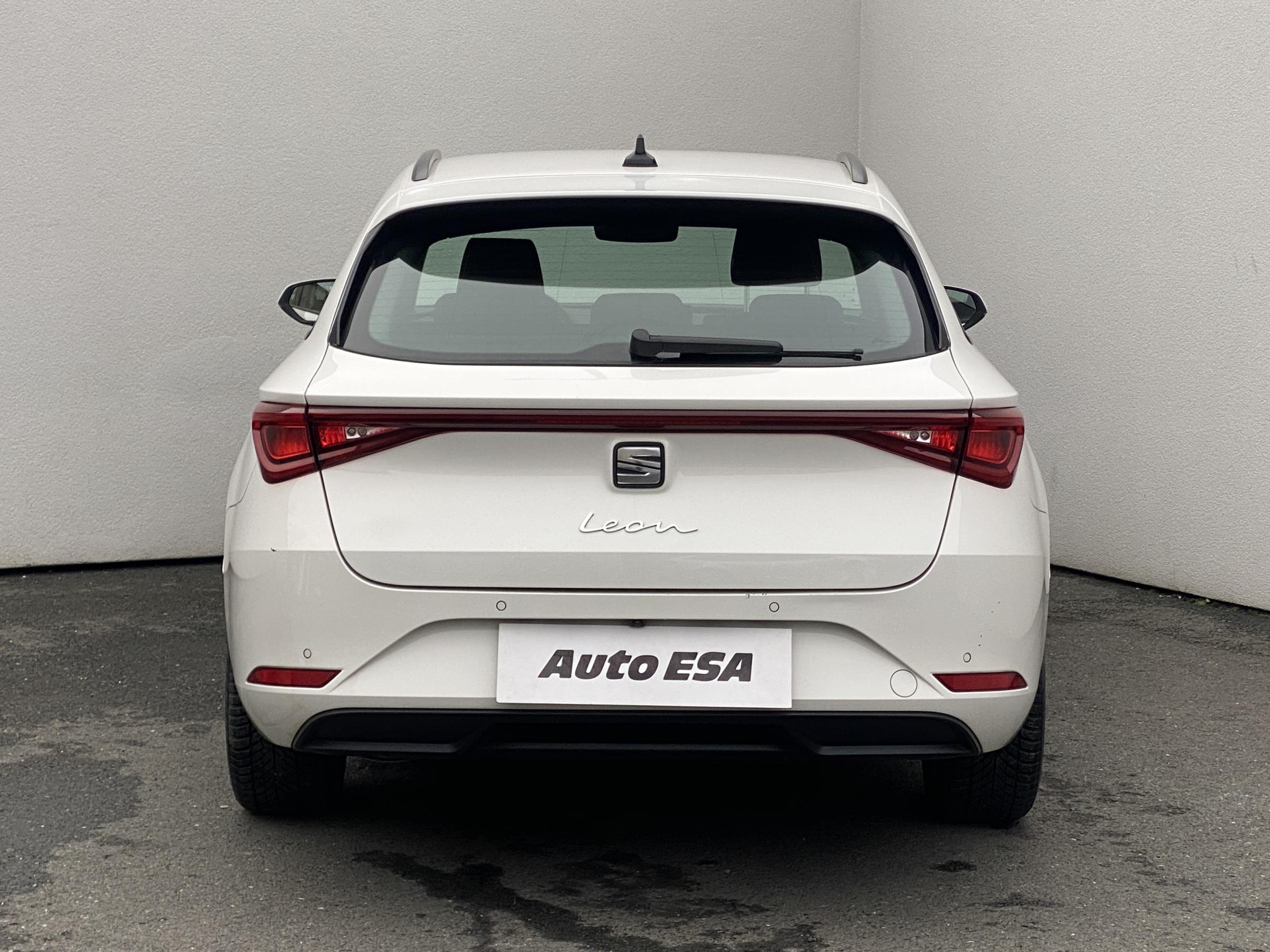 Seat Leon, 2021 - pohled č. 5