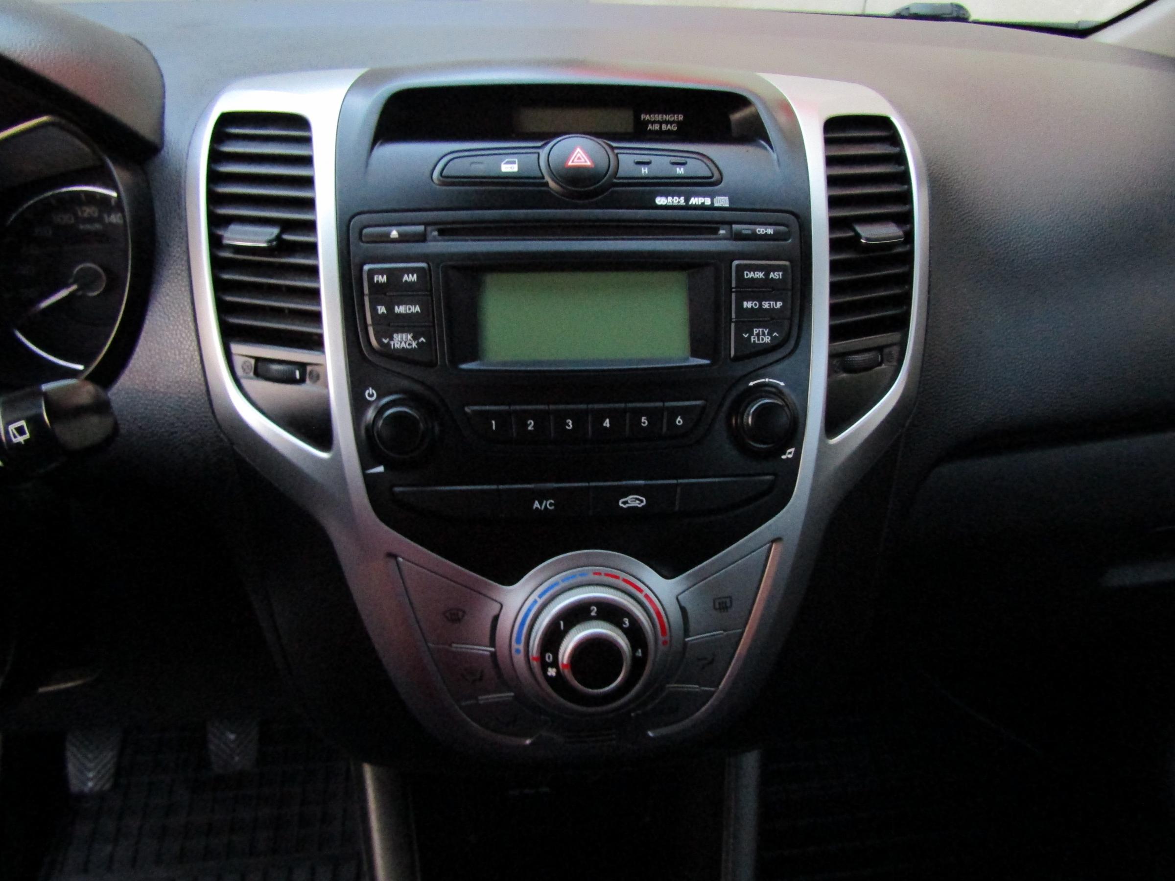 Hyundai ix20, 2013 - pohled č. 14