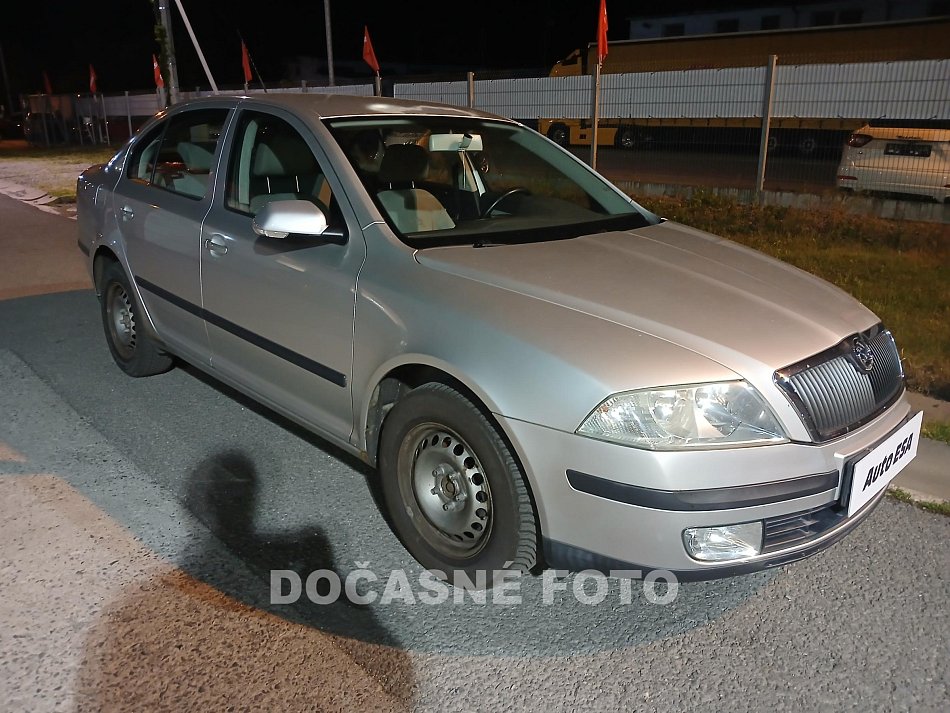 Škoda Octavia II 1.6MPi Ambition
