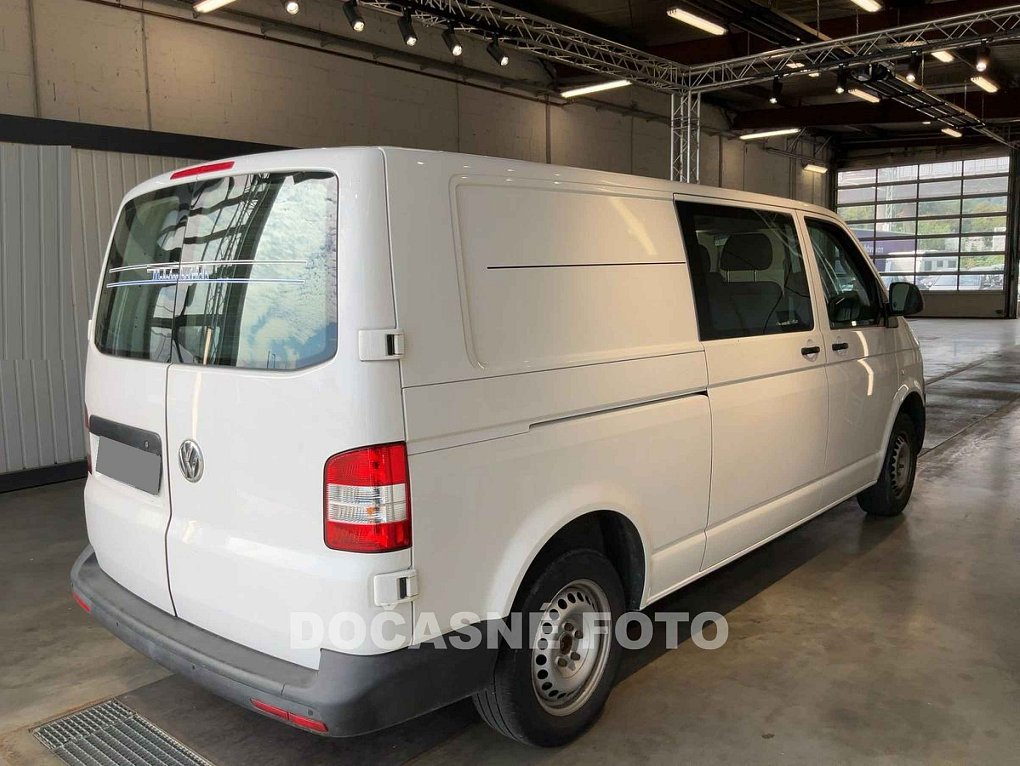 Volkswagen Transporter 2.0TDi  L2H1