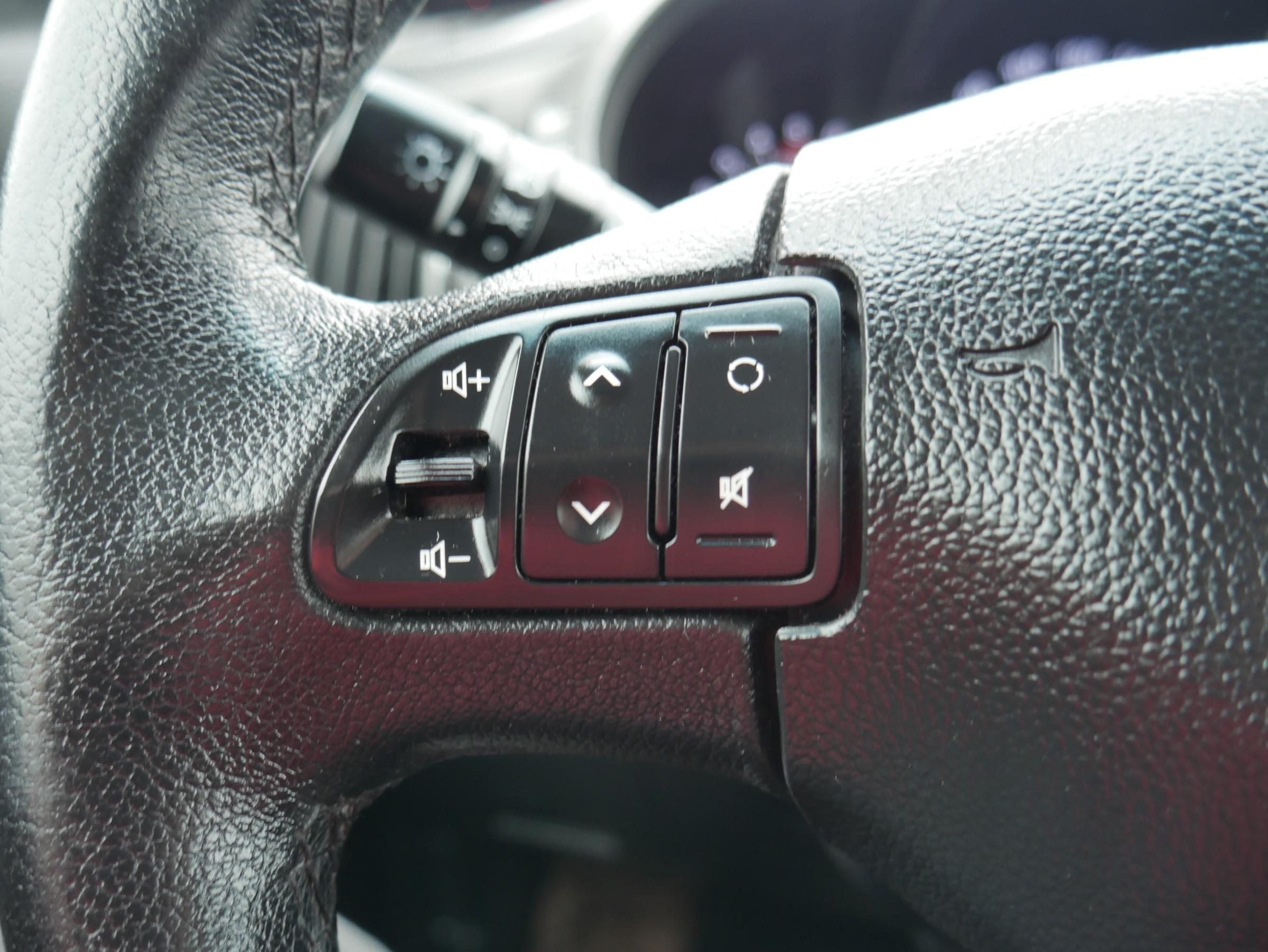 Kia Sportage, 2012 - pohled č. 14