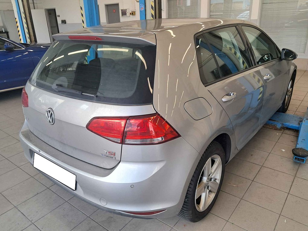 Volkswagen Golf 1.4 TSi 