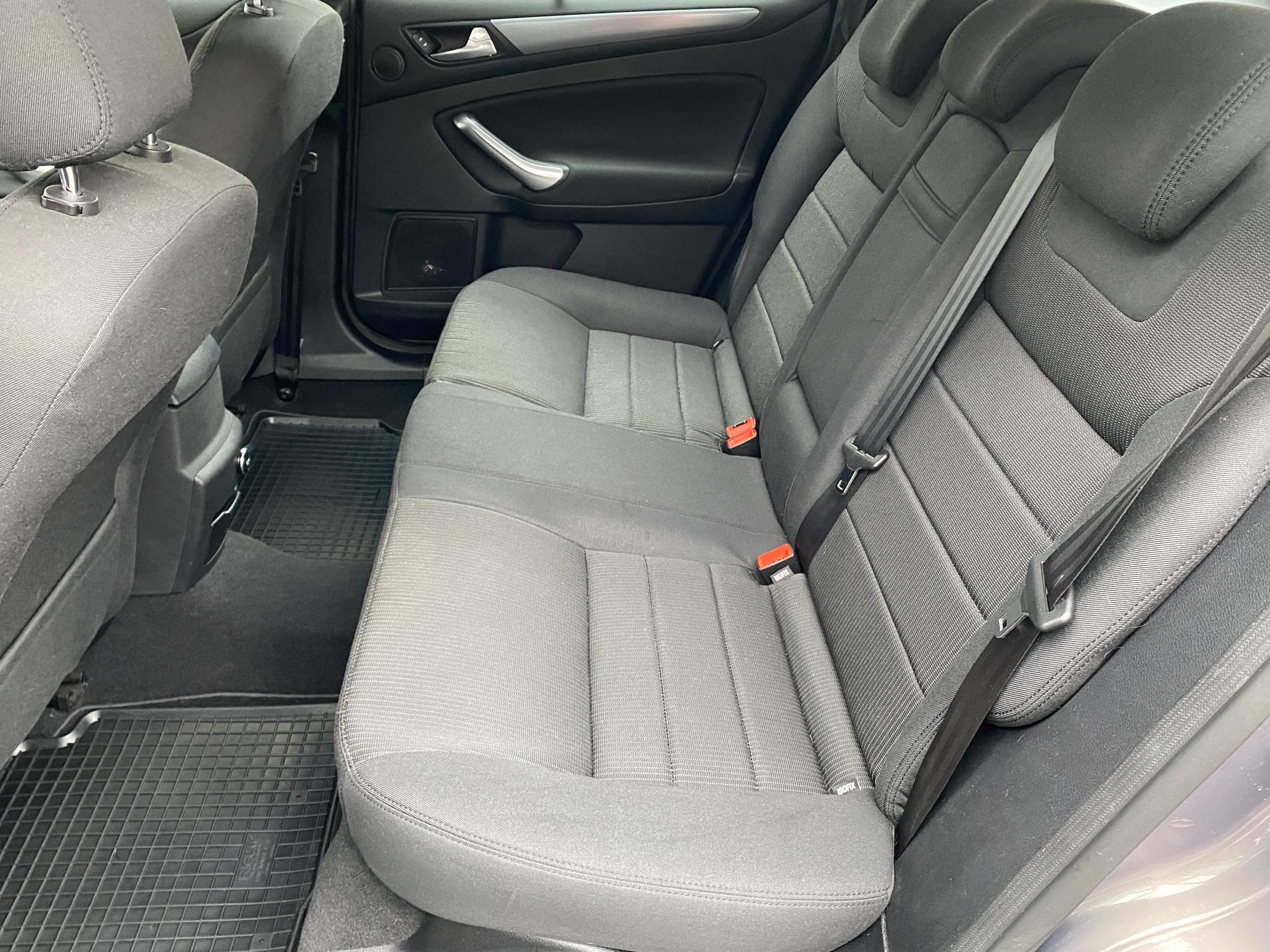 Ford Mondeo, 2012 - pohled č. 12