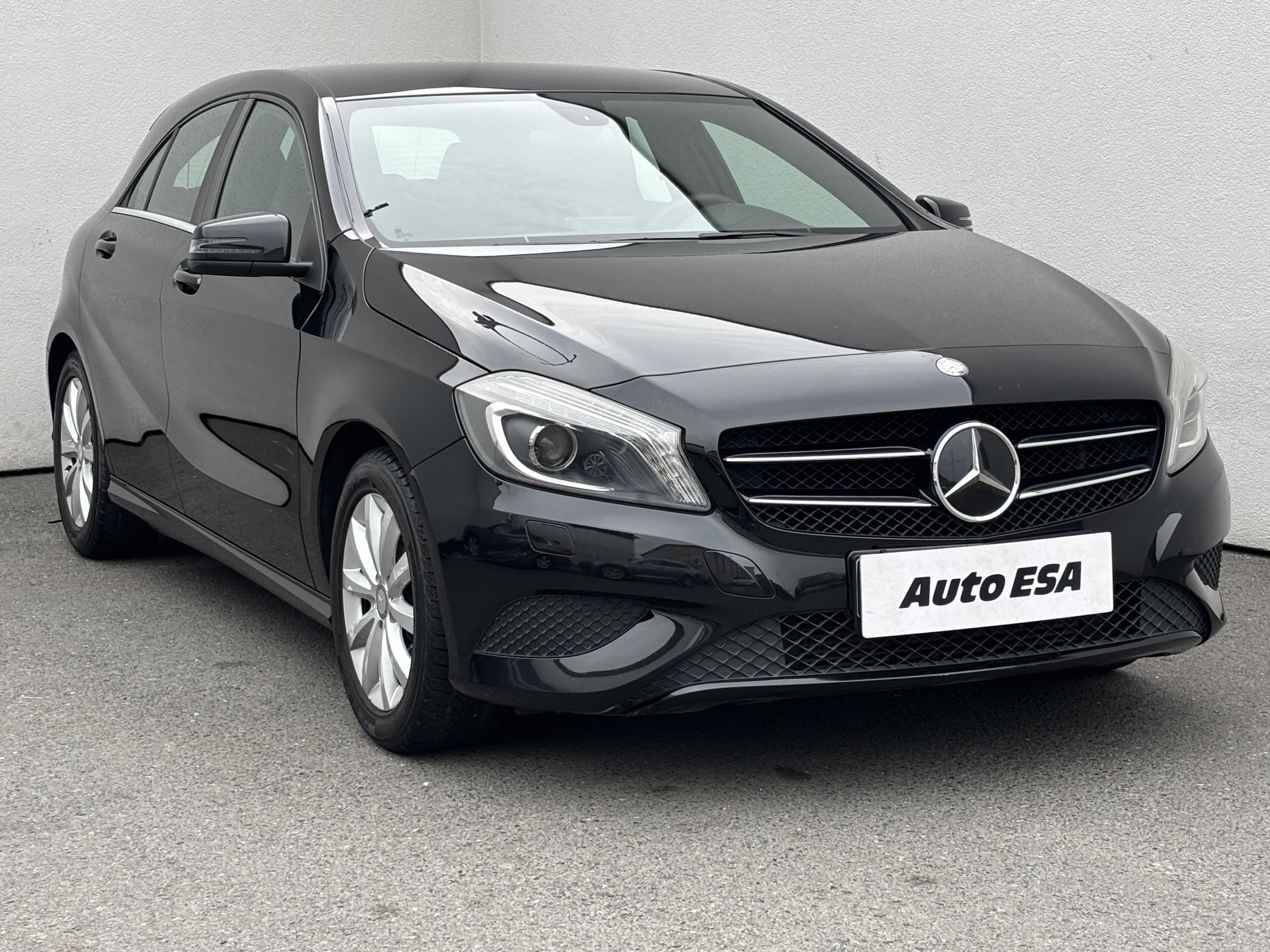 Mercedes-Benz Třída A, 2012 - celkový pohled