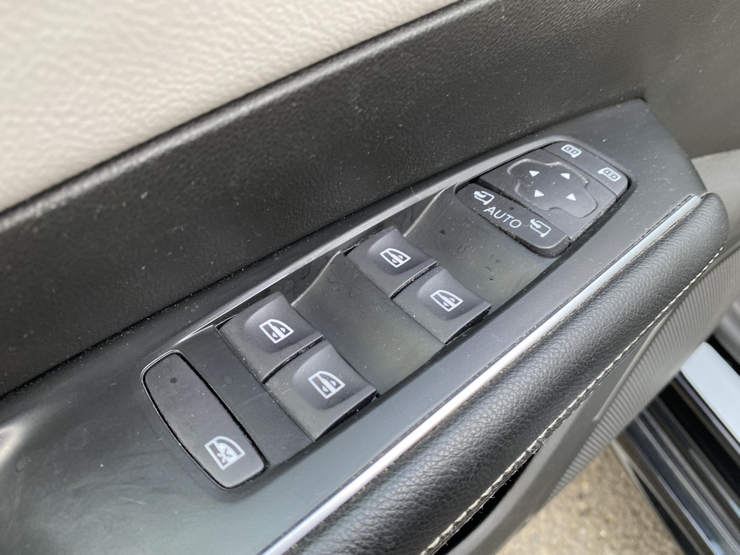 Renault Talisman, 2018 - pohled č. 13