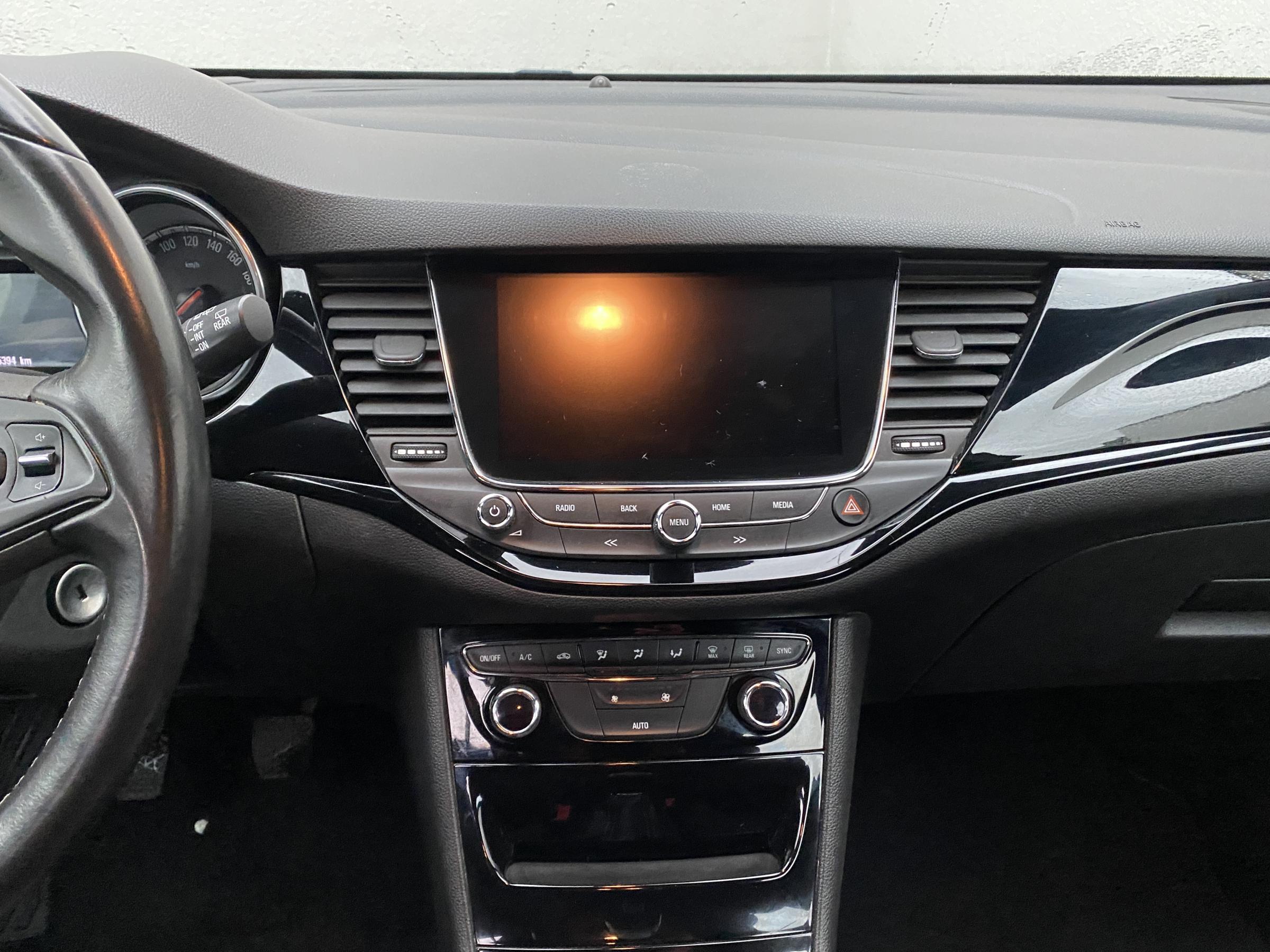 Opel Astra, 2017 - pohled č. 12