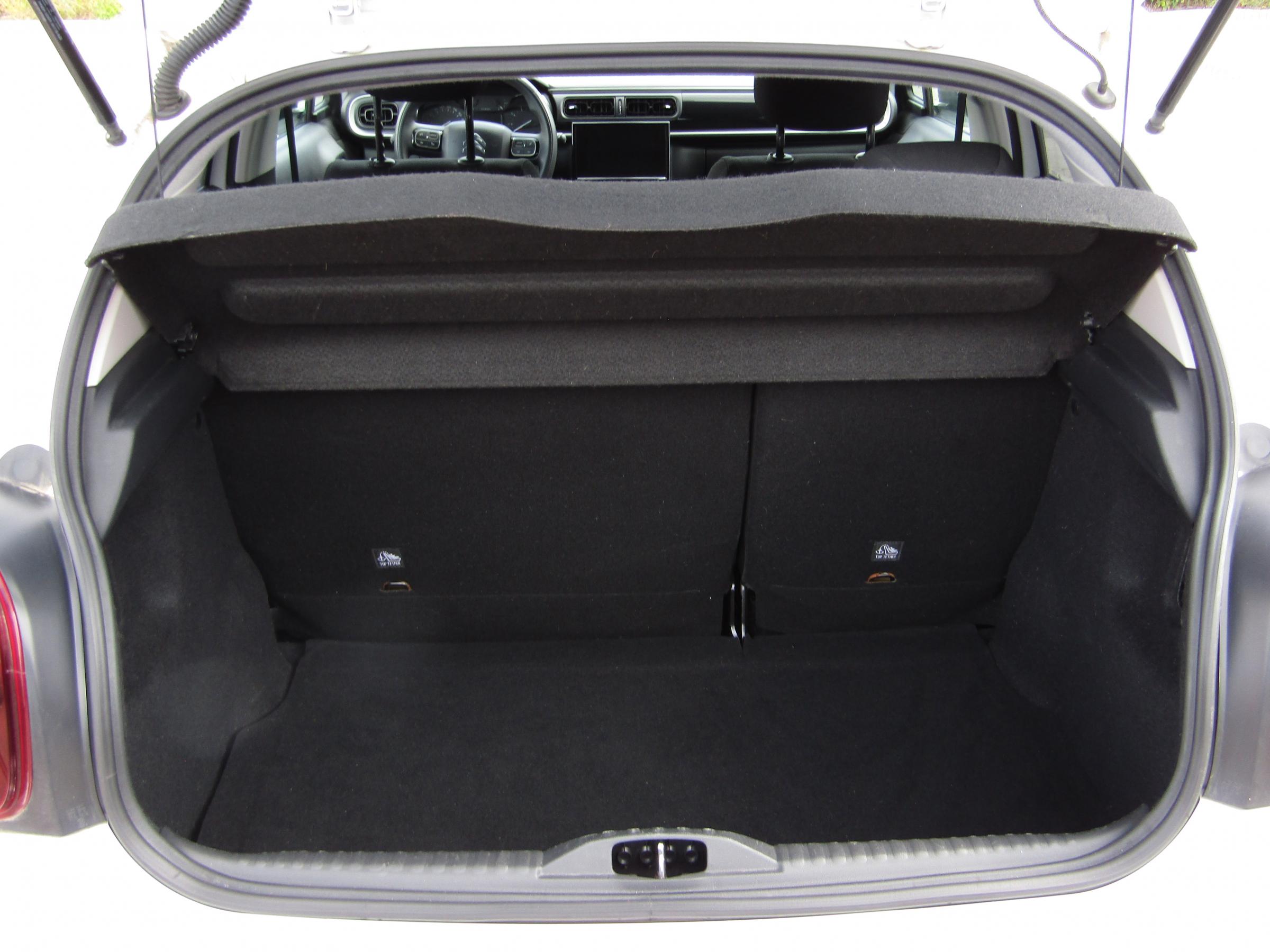 Citroën C3, 2018 - pohled č. 8