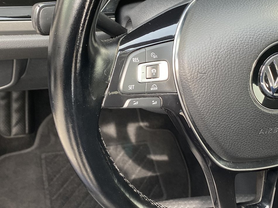 Volkswagen Polo 1.0 TSi R-Line
