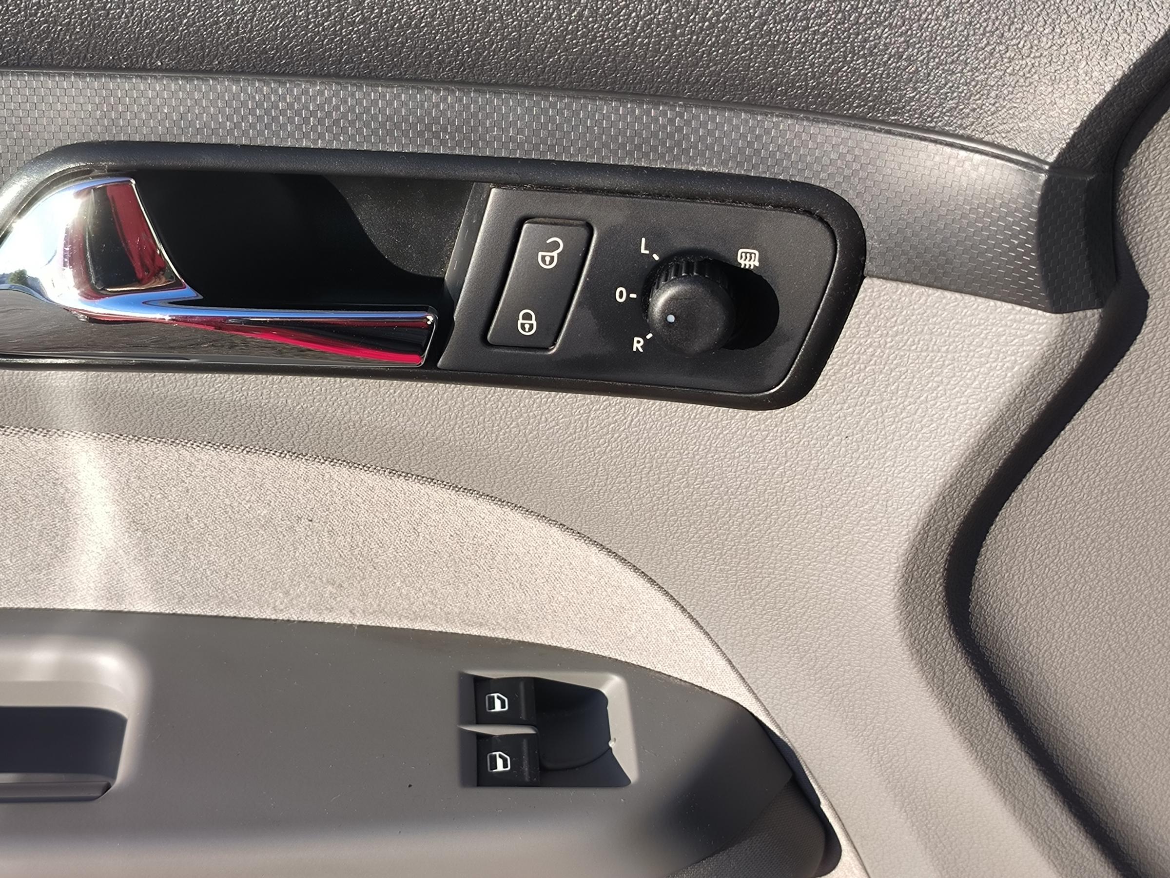 Volkswagen Caddy, 2009 - pohled č. 14