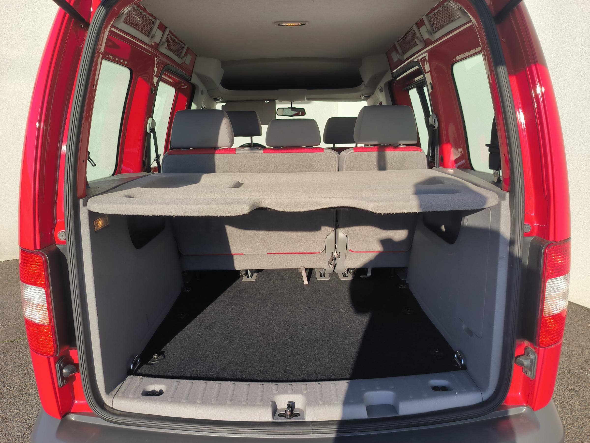 Volkswagen Caddy, 2009 - pohled č. 7