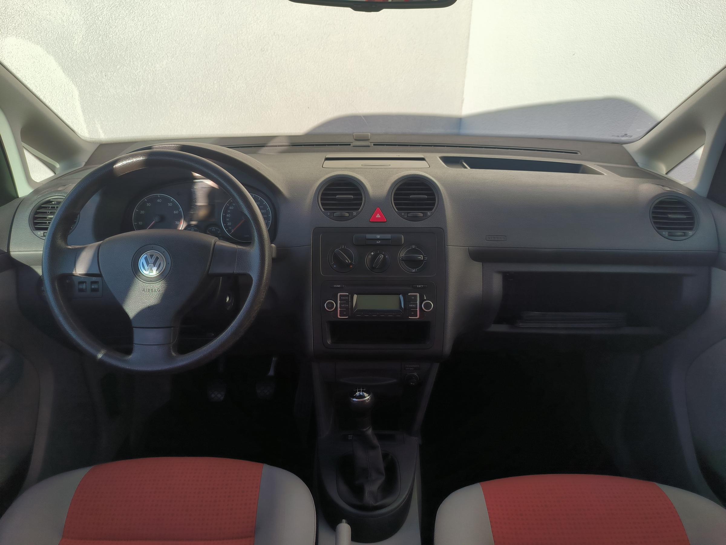 Volkswagen Caddy, 2009 - pohled č. 8