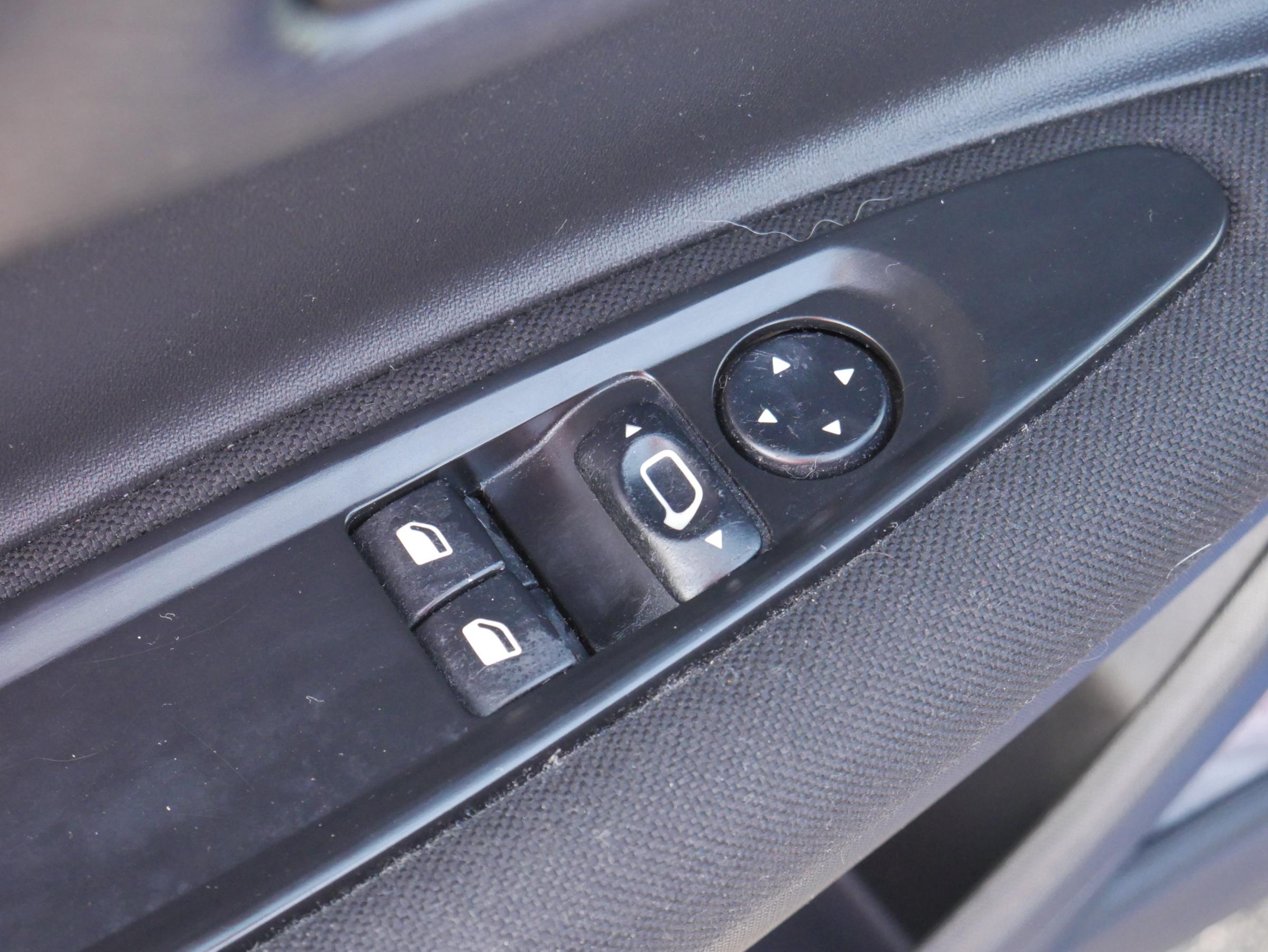 Citroën C4, 2010 - pohled č. 18