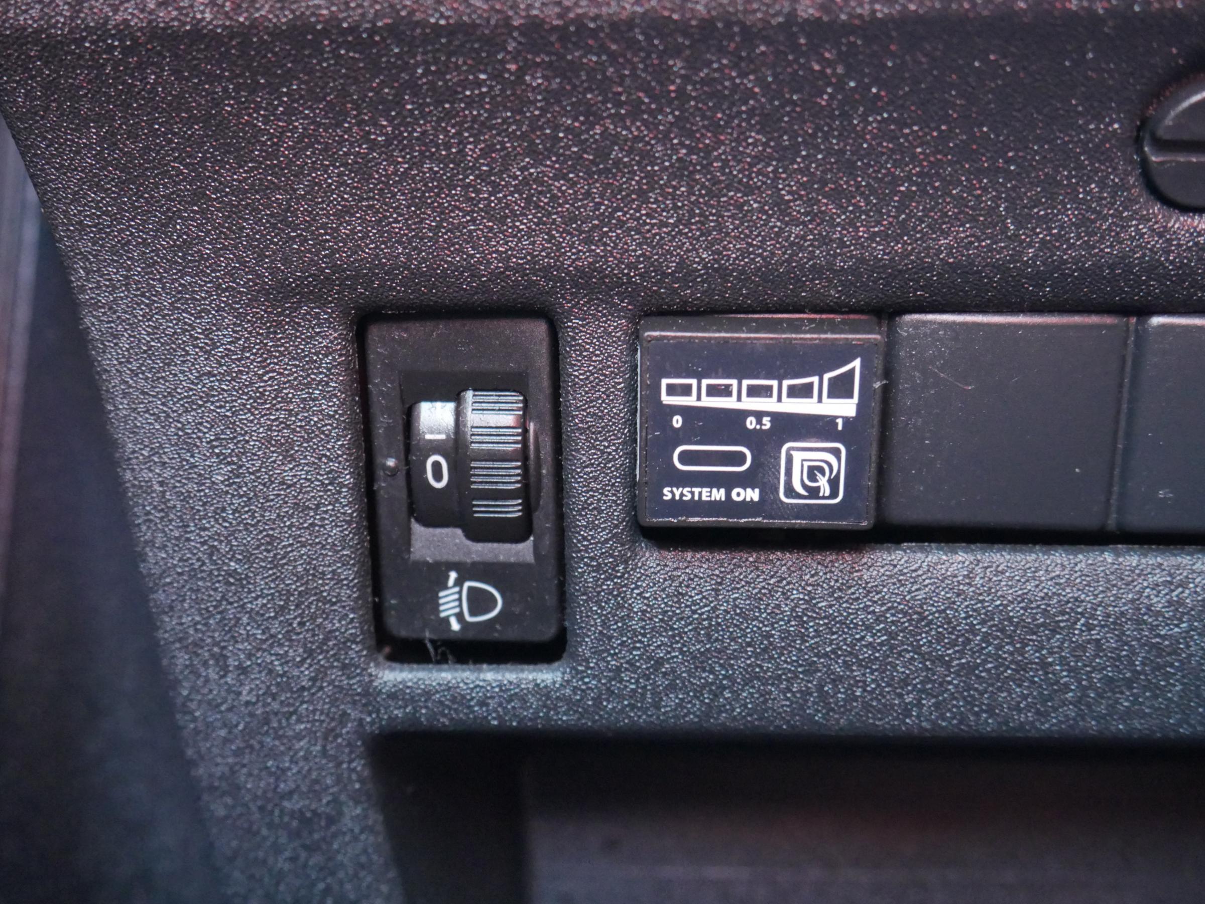 Citroën C4, 2010 - pohled č. 19