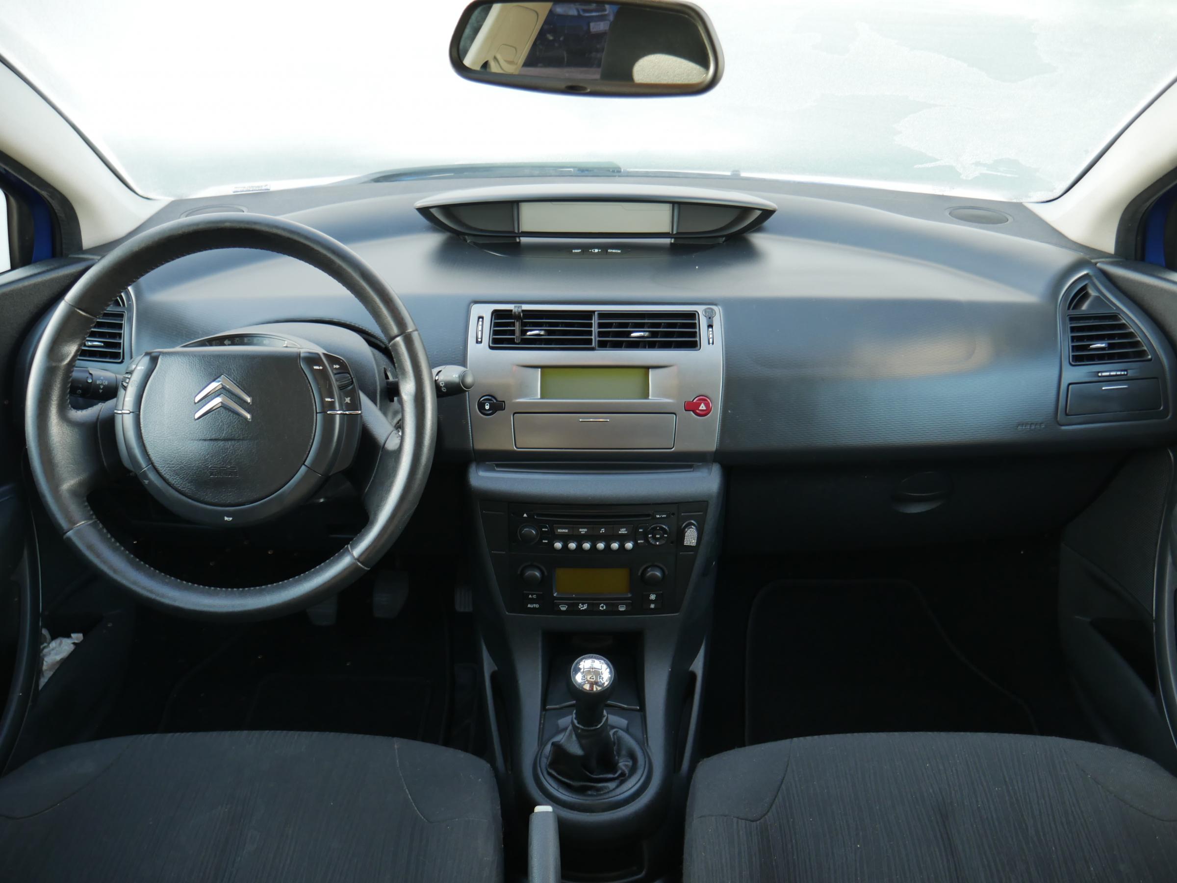 Citroën C4, 2010 - pohled č. 8