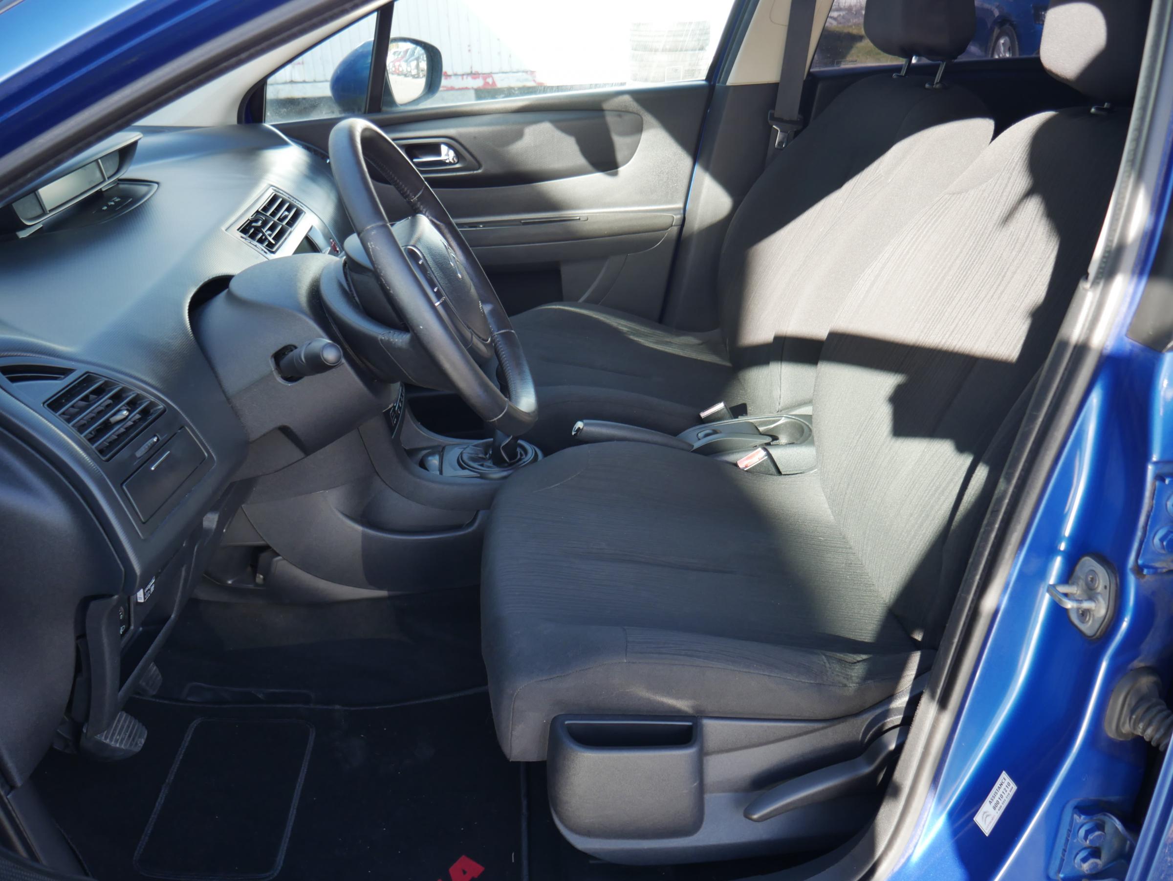 Citroën C4, 2010 - pohled č. 9