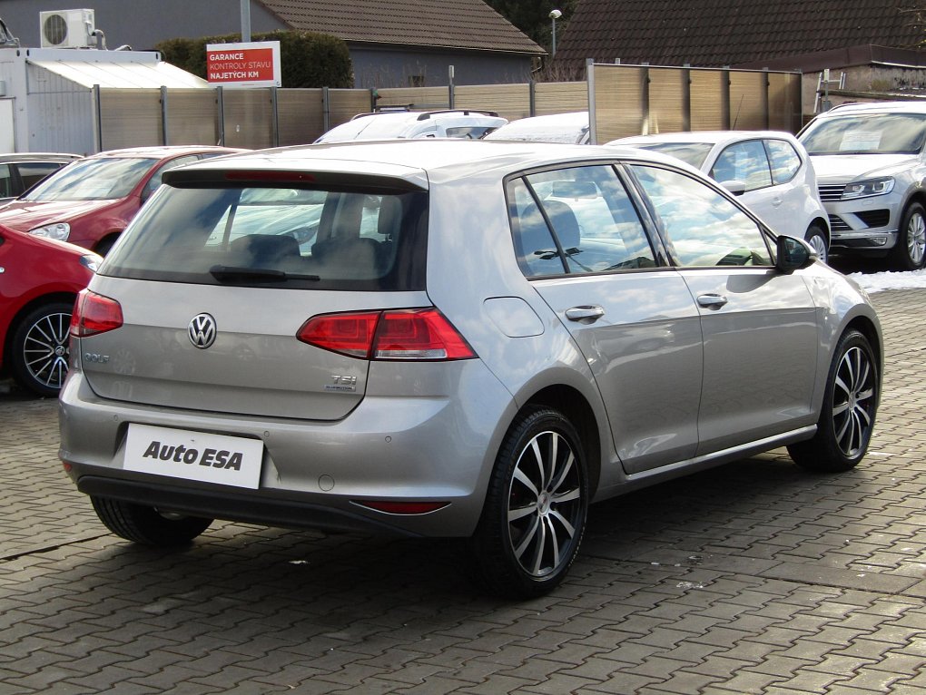 Volkswagen Golf 1.2 TSi 