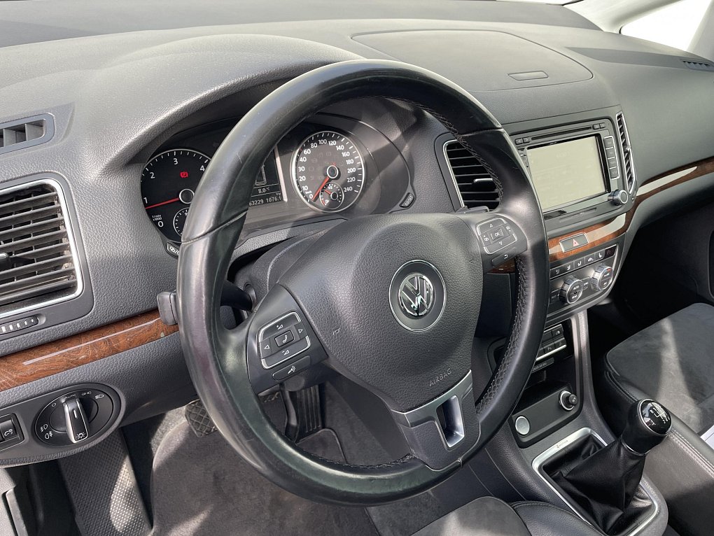 Volkswagen Sharan 2.0TDi Highline 4x4