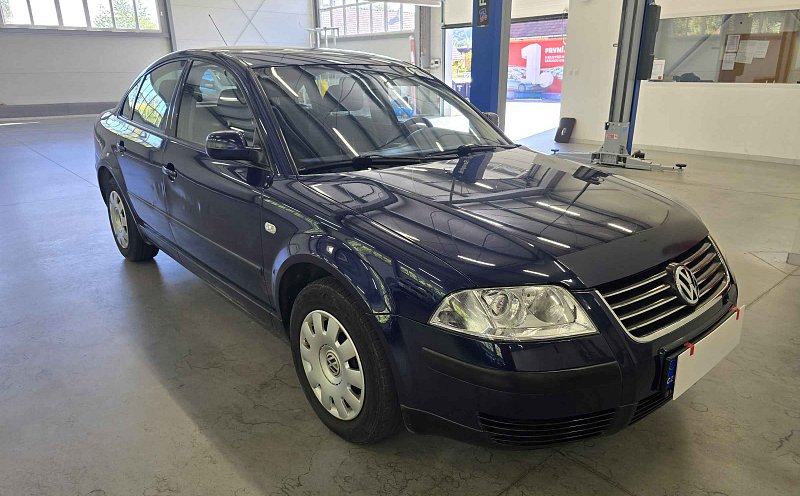 Volkswagen Passat 1.6i 