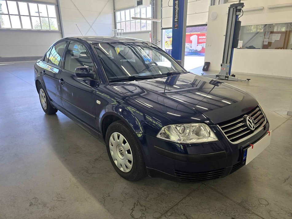 Volkswagen Passat 1.6i 