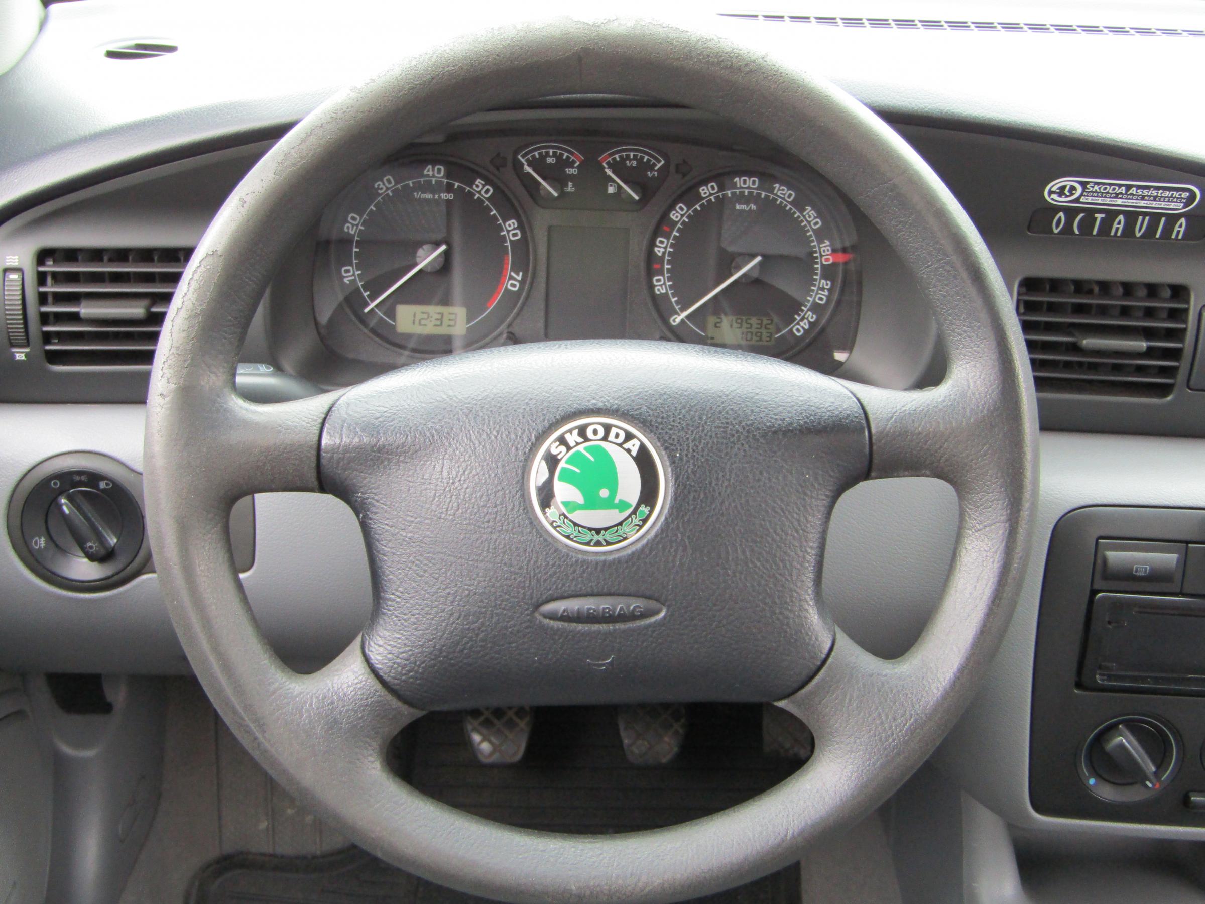 Škoda Octavia, 2003 - pohled č. 12