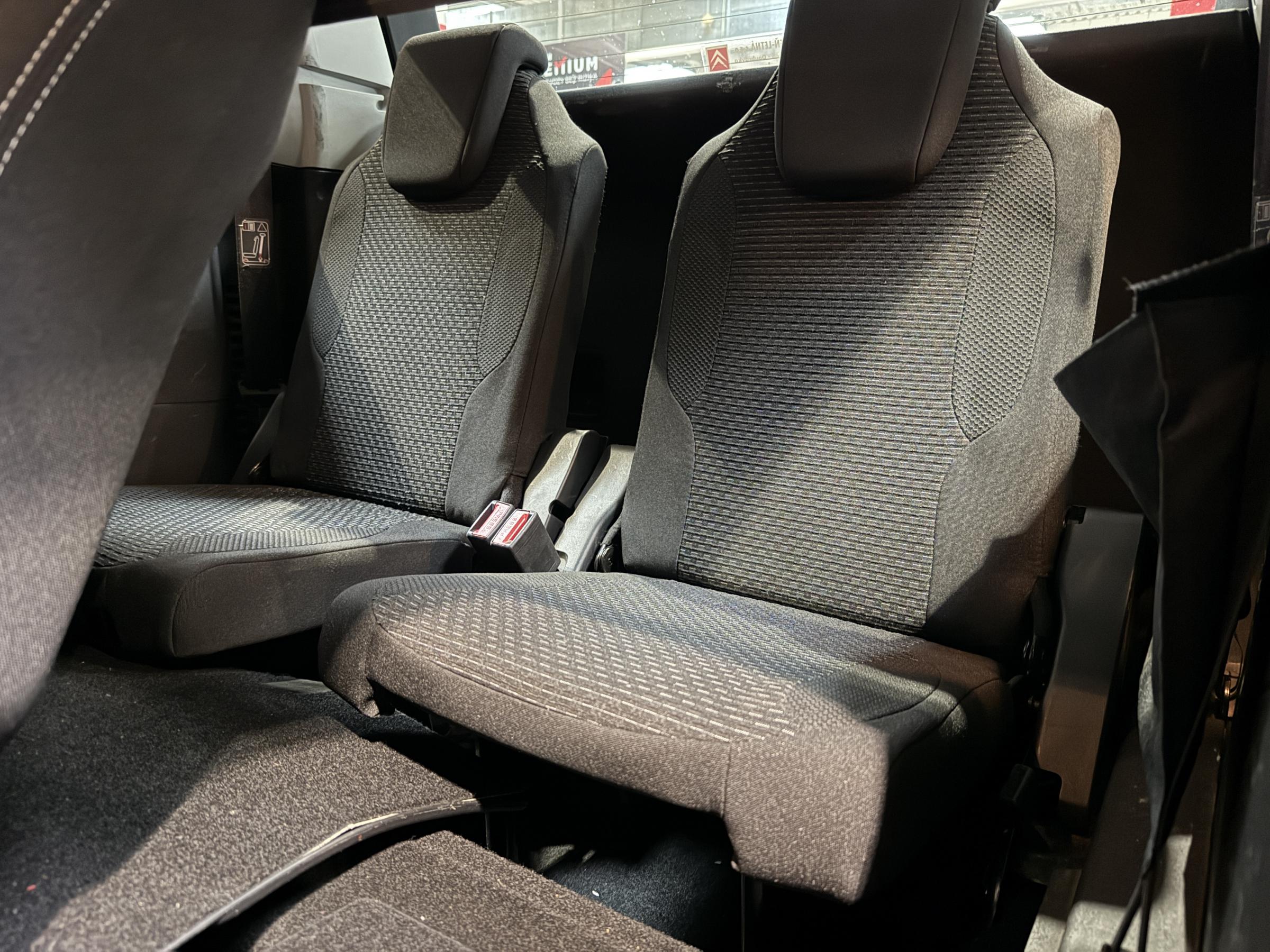 Citroën C4 Picasso, 2011 - pohled č. 12