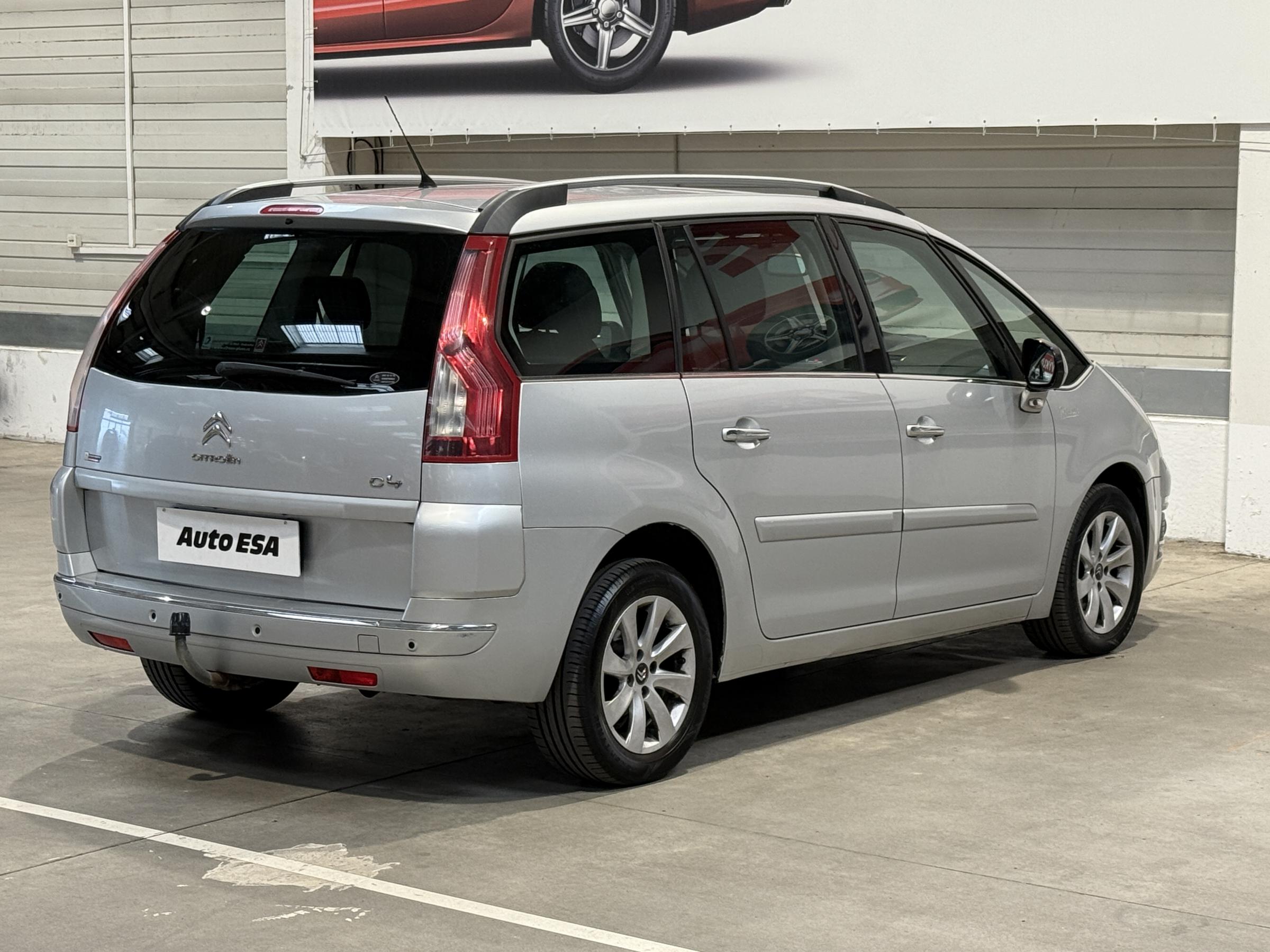 Citroën C4 Picasso, 2011 - pohled č. 4