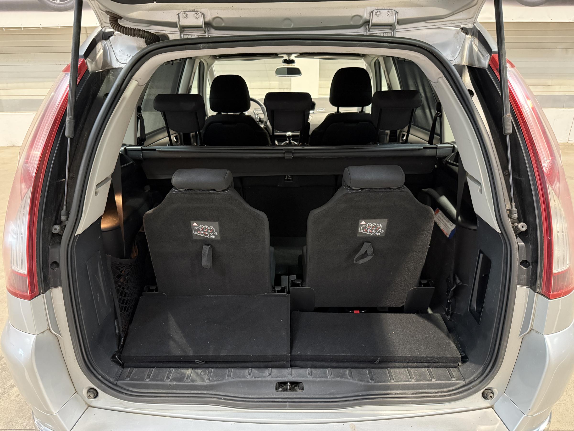 Citroën C4 Picasso, 2011 - pohled č. 7