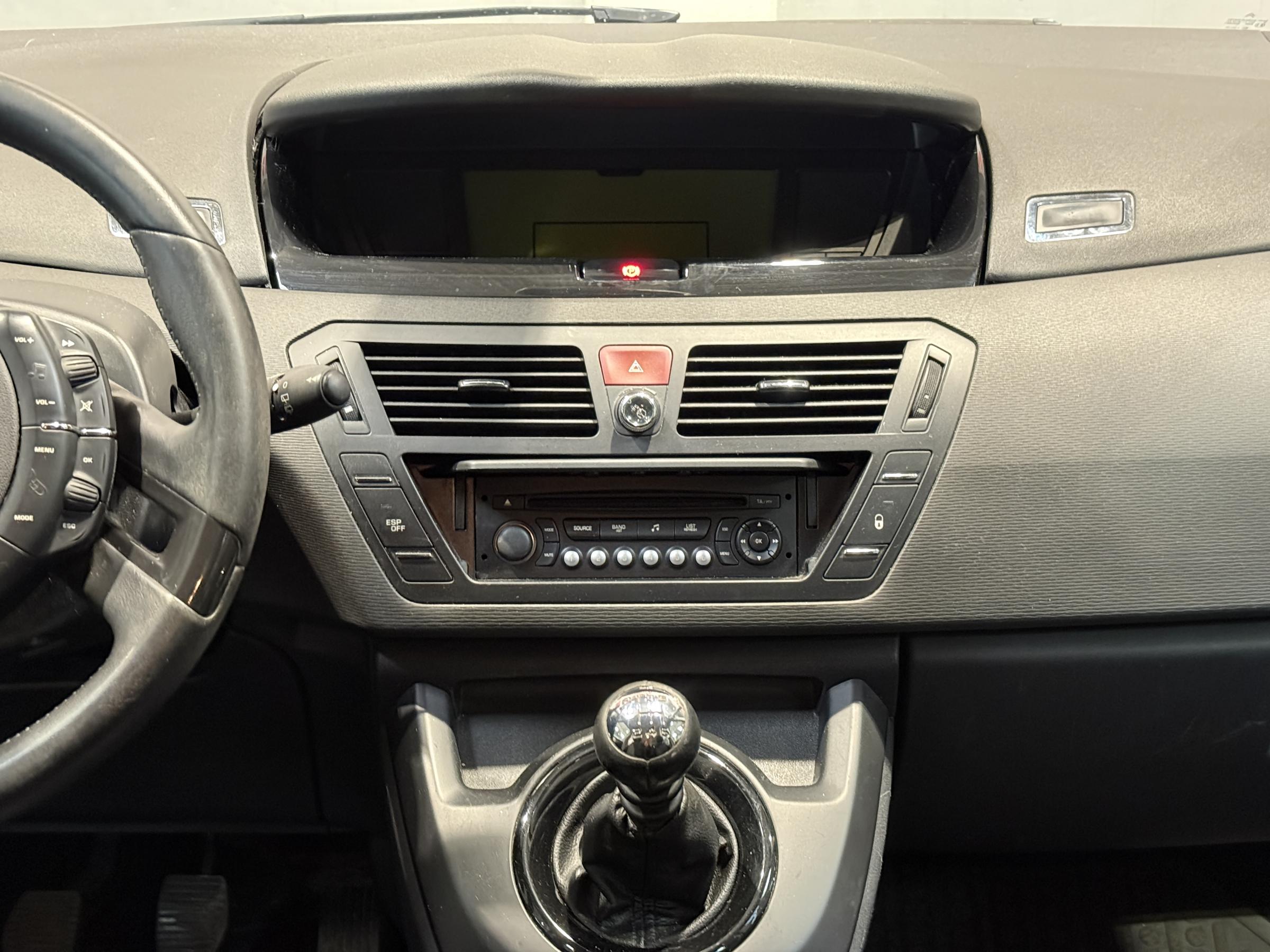 Citroën C4 Picasso, 2011 - pohled č. 9