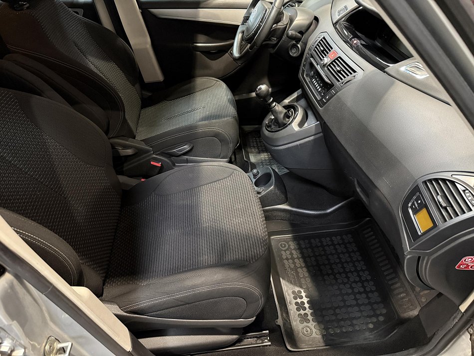 Citroën C4 Picasso 1.6 HDI 