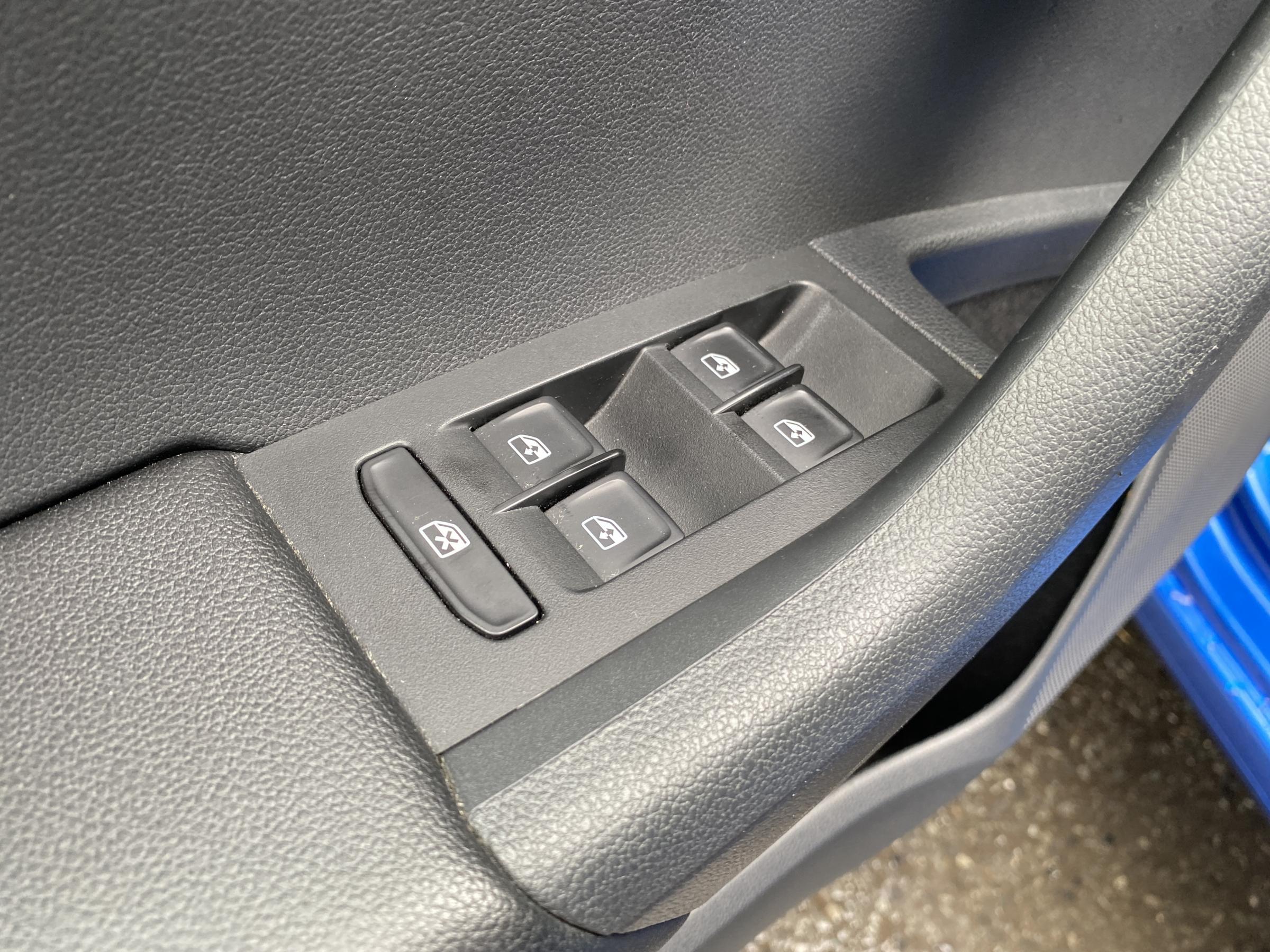 Škoda Octavia III, 2020 - pohled č. 15